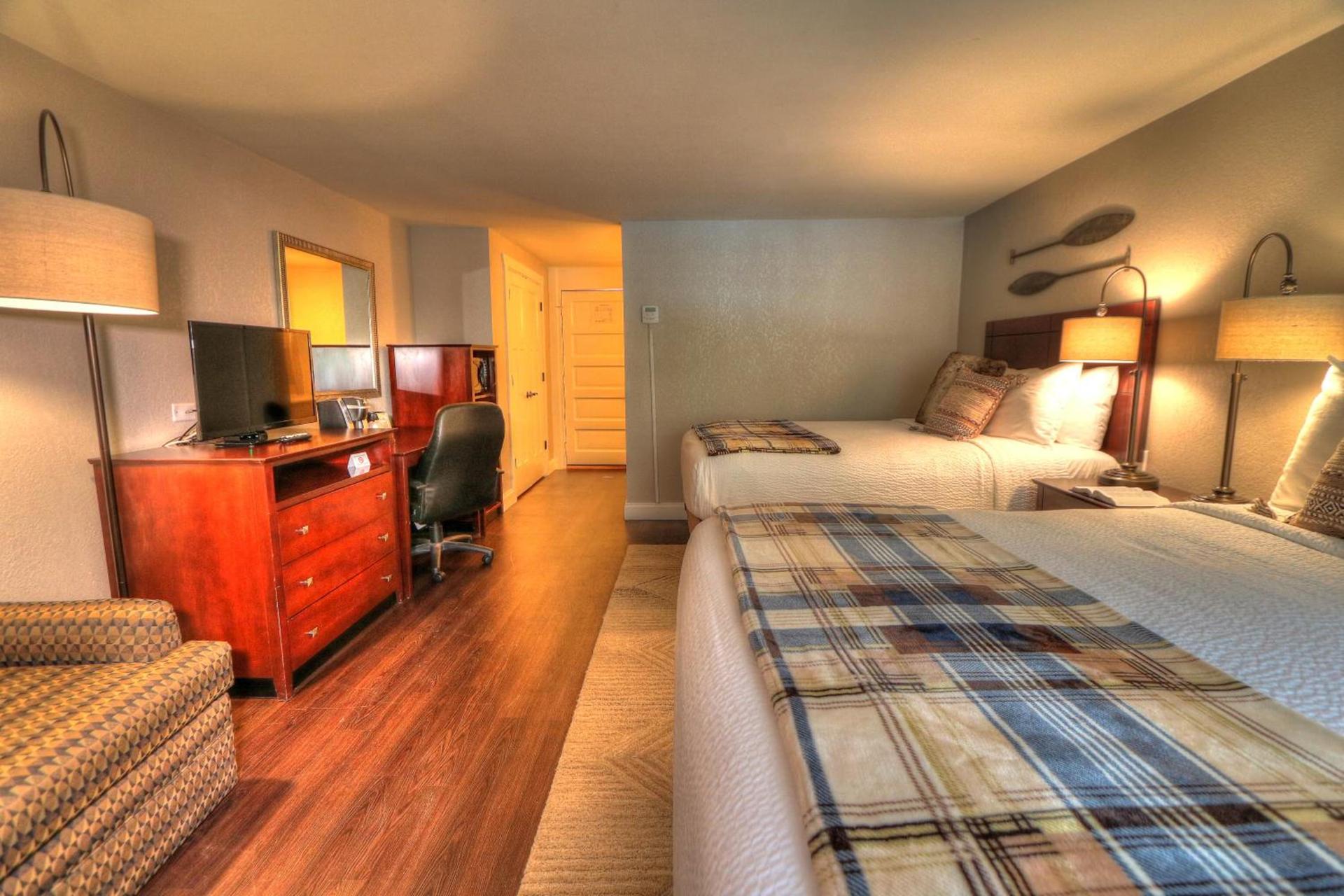 River Edge Inn photo 49