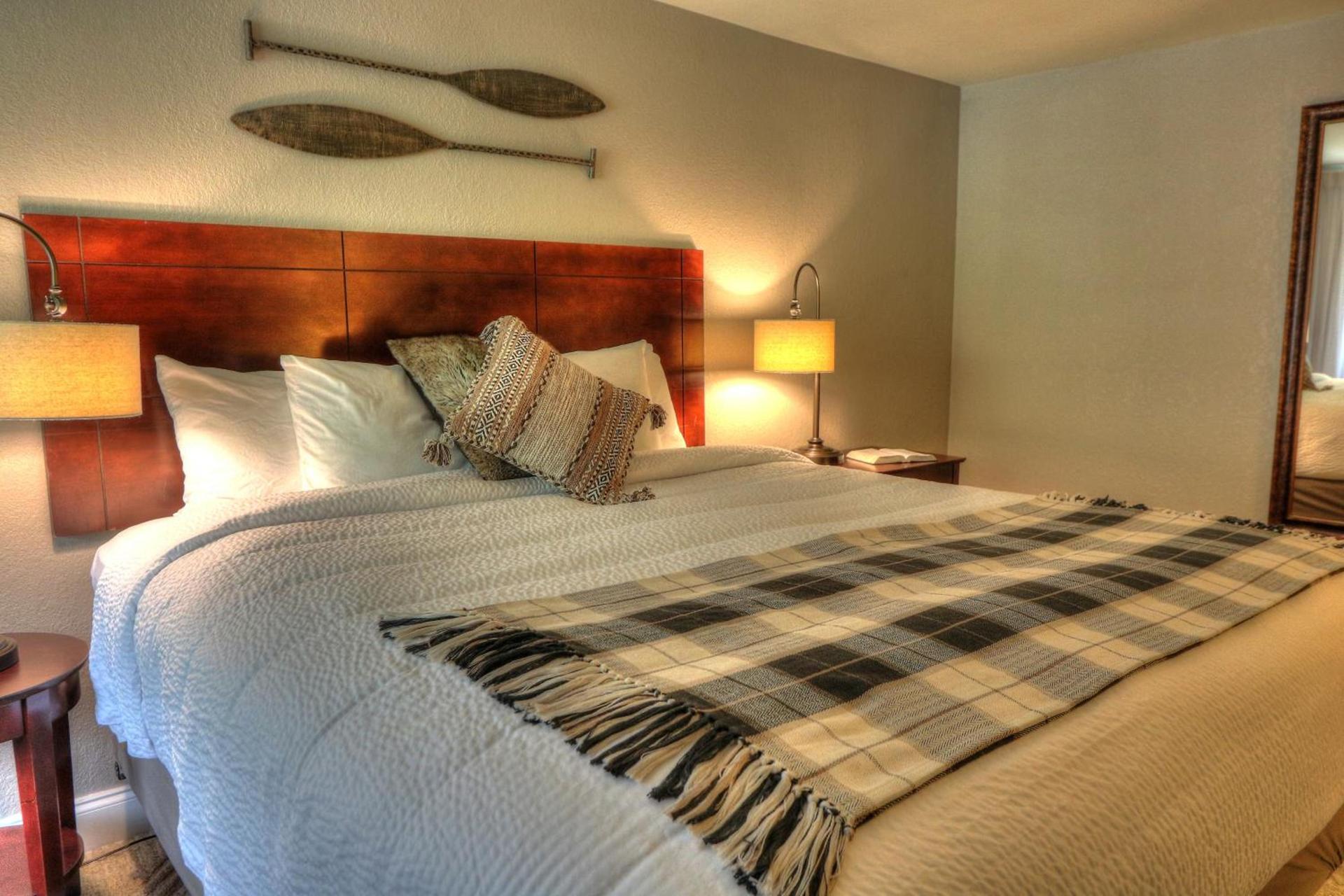River Edge Inn photo 55