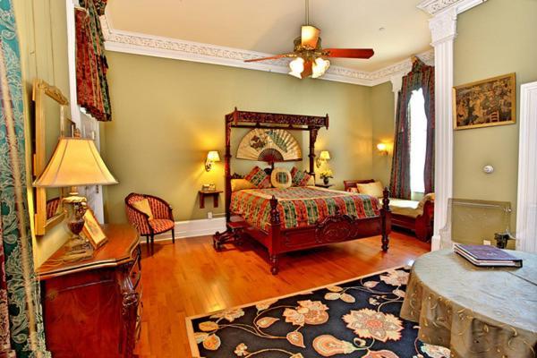 Southern Mansion photo 5