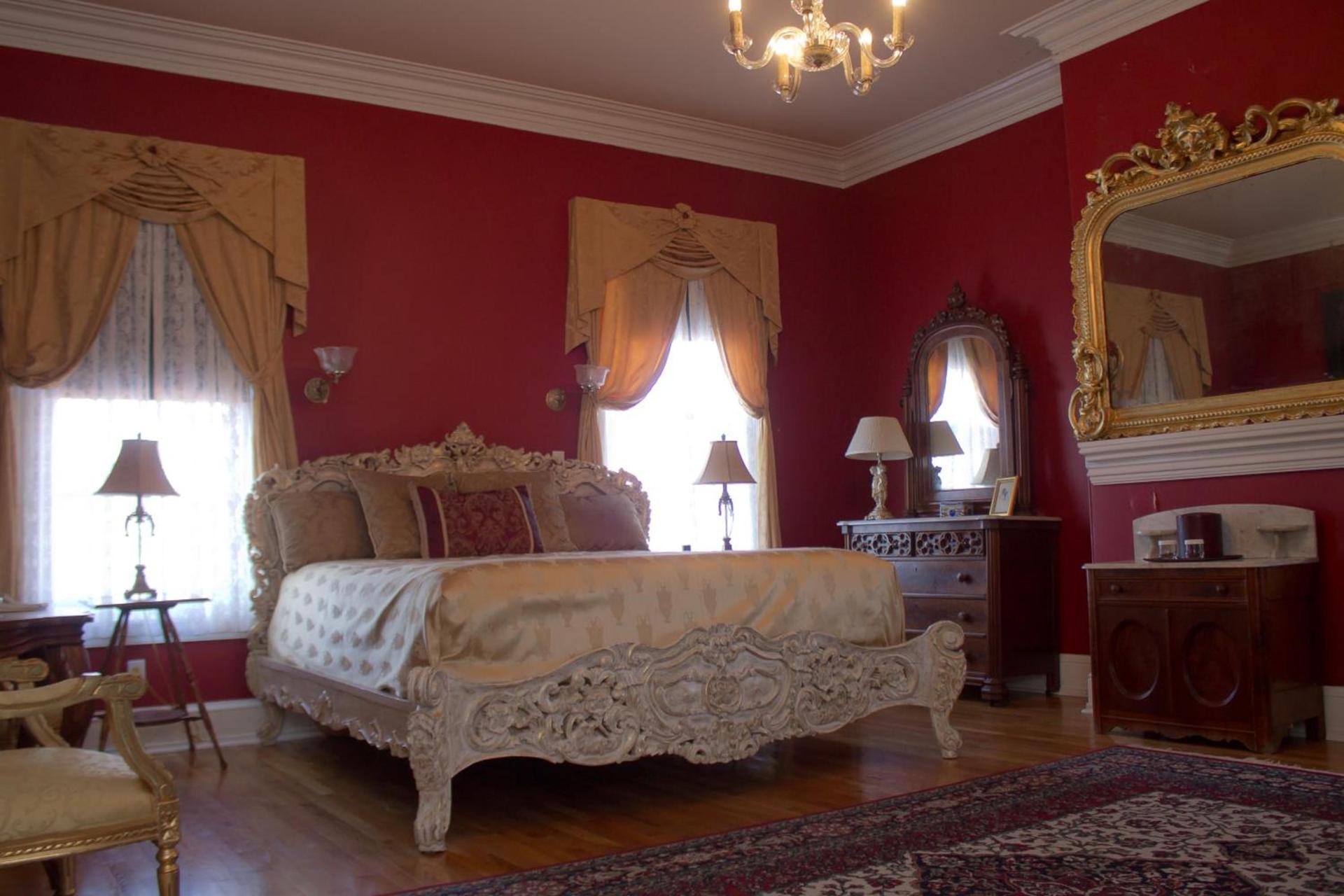 Southern Mansion photo 7
