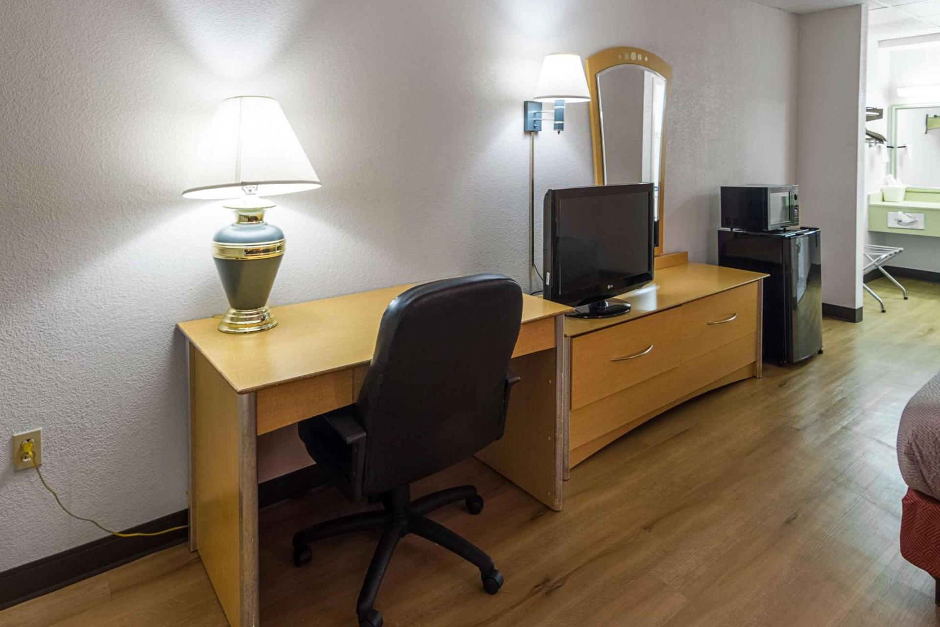 Motel 6-Groton, CT - Casinos nearby photo 7