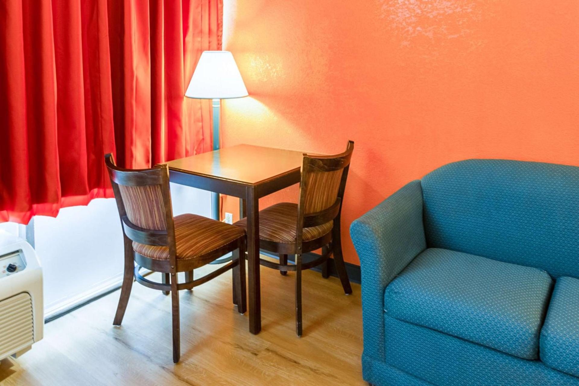 Motel 6-Groton, CT - Casinos nearby photo 12