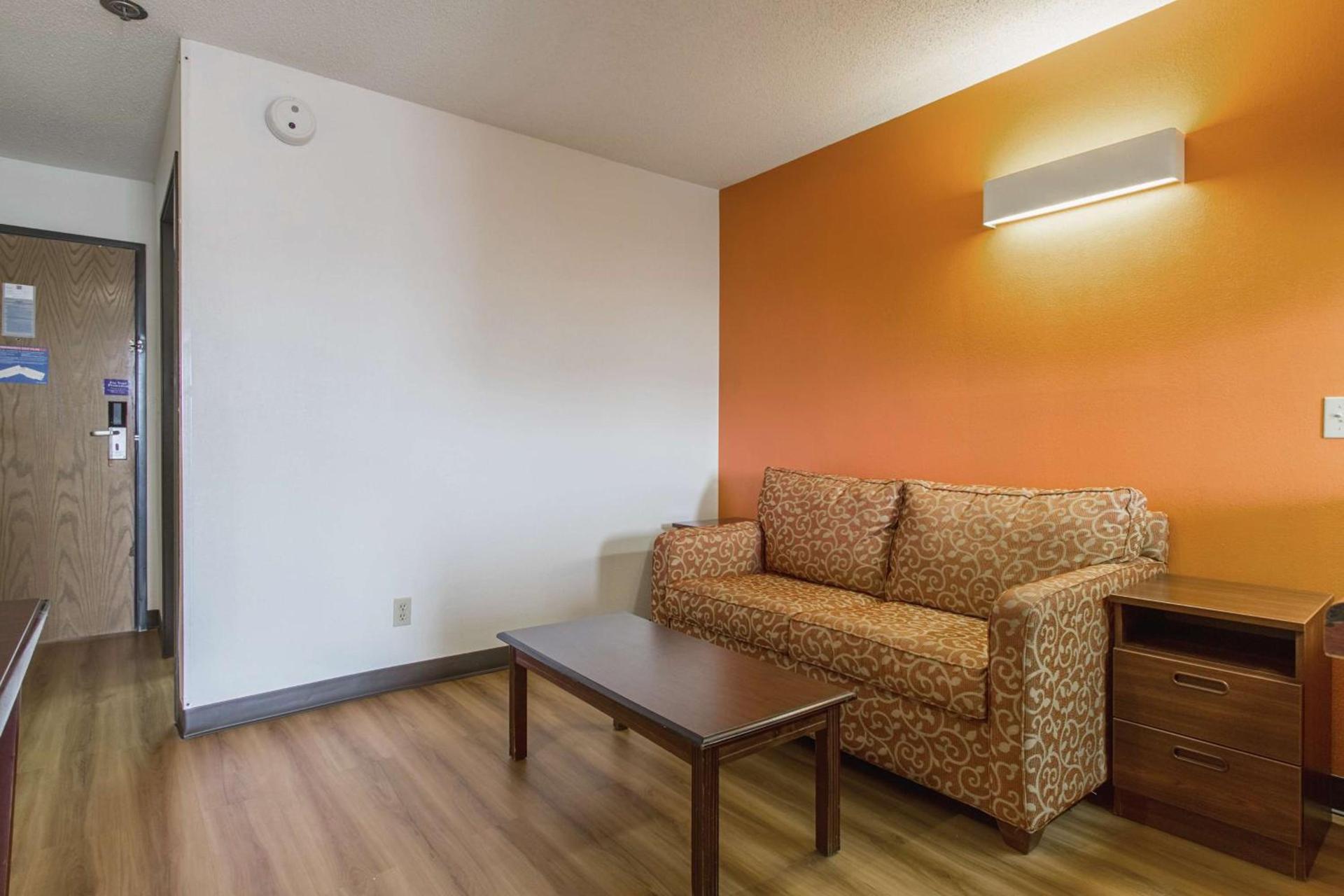 Motel 6-Streetsboro, OH photo 16