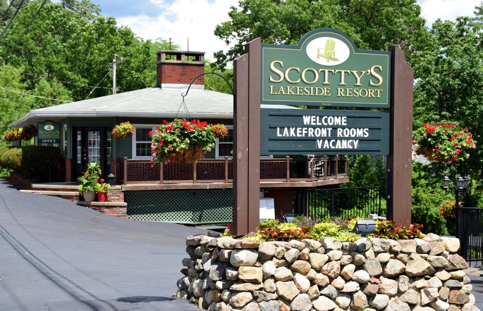 Scotty's Lakeside Resort — hotel in Lake George