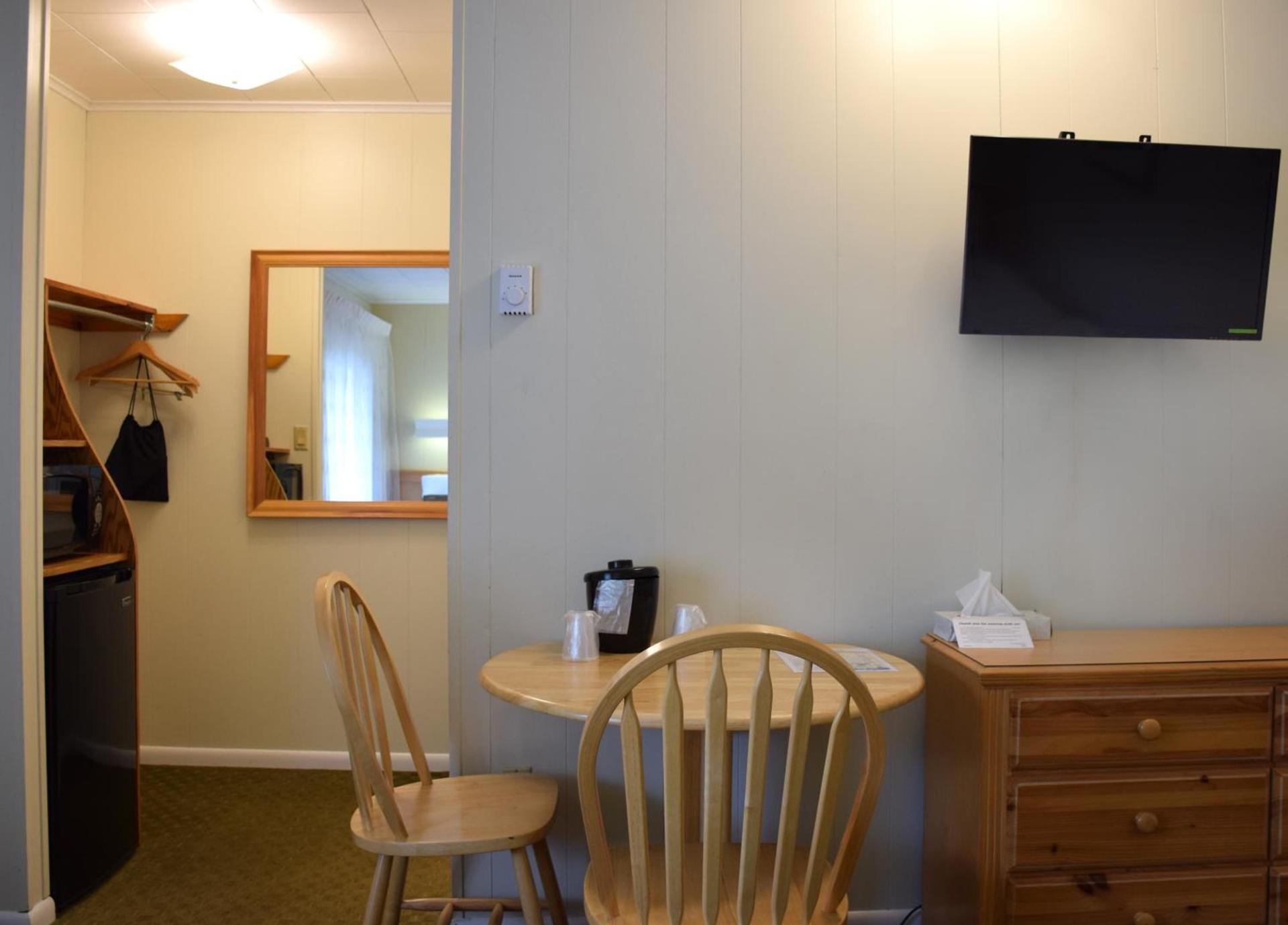 Scotty's Lakeside Resort photo 33