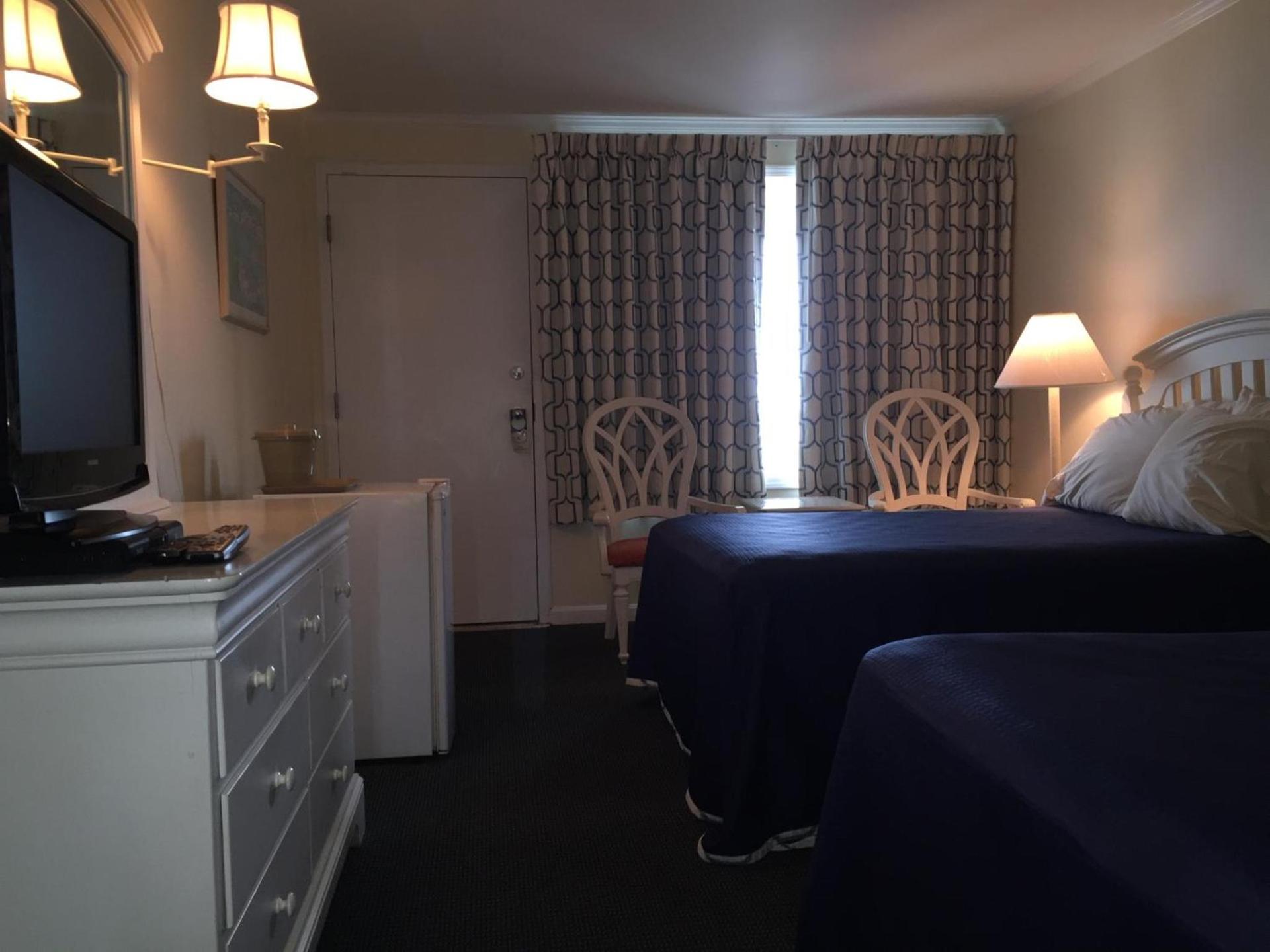 Adams Ocean Front Resort photo 9