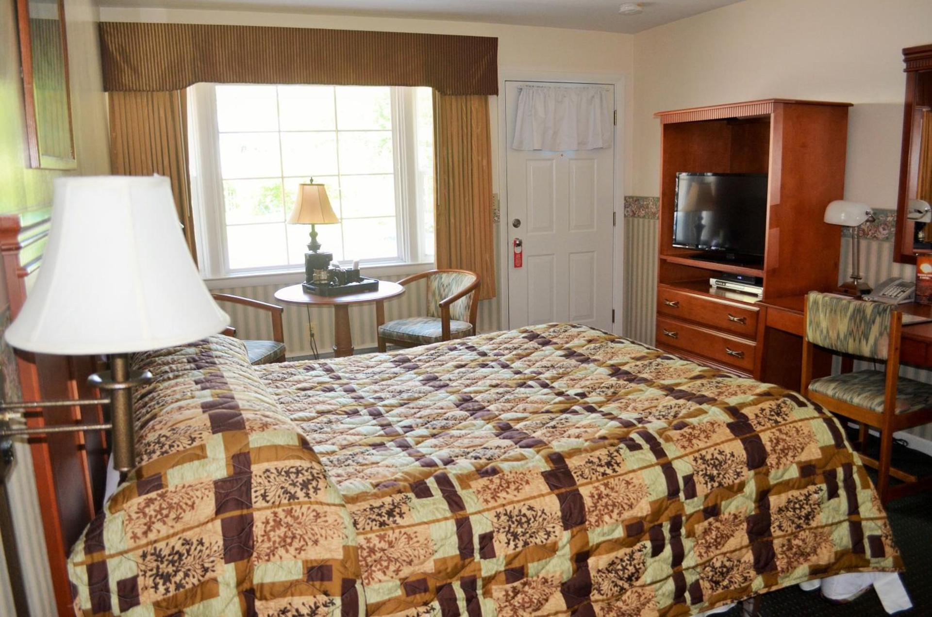 Maple Terrace Motel photo 56