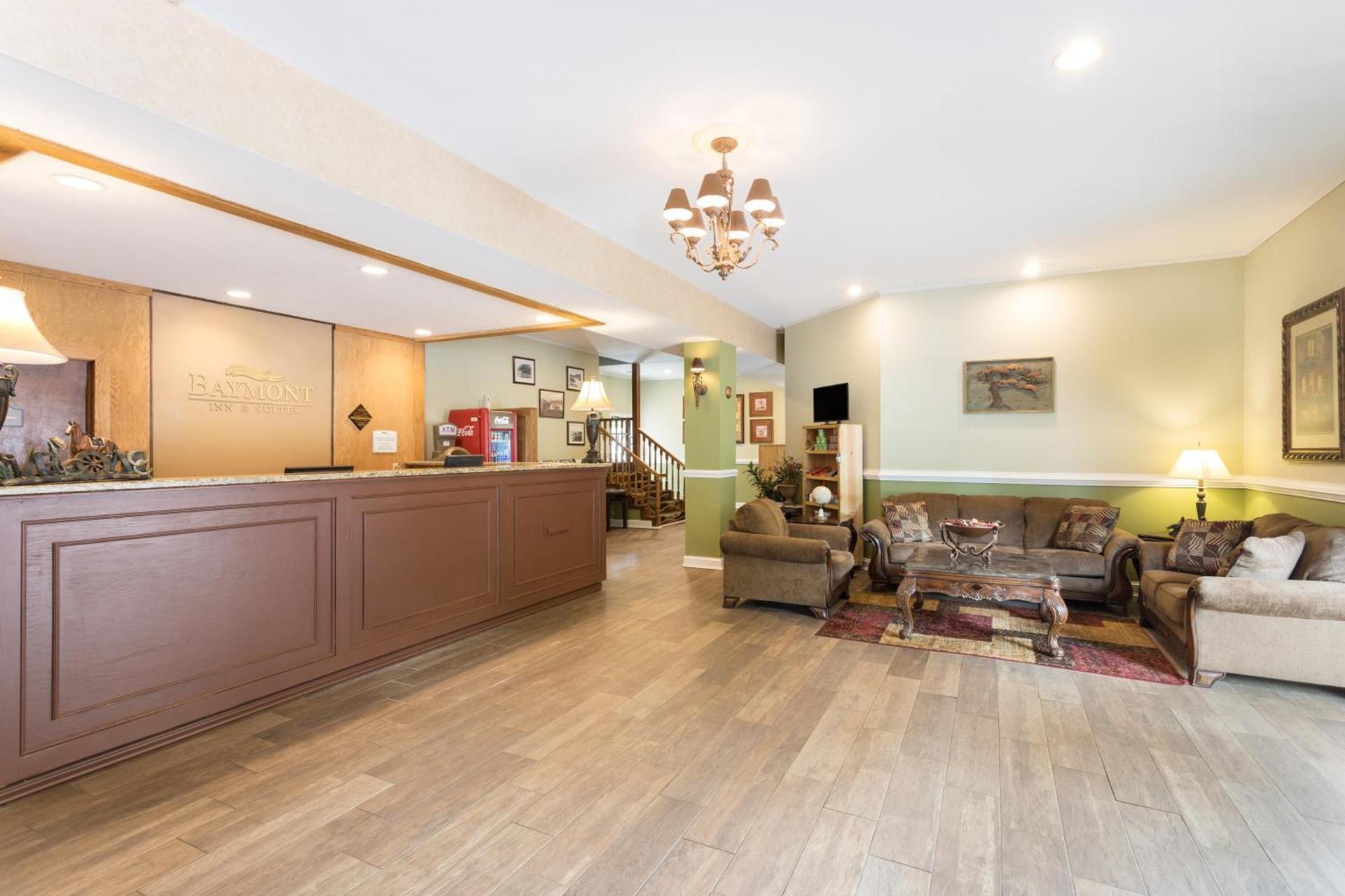 Baymont by Wyndham Helen photo 6