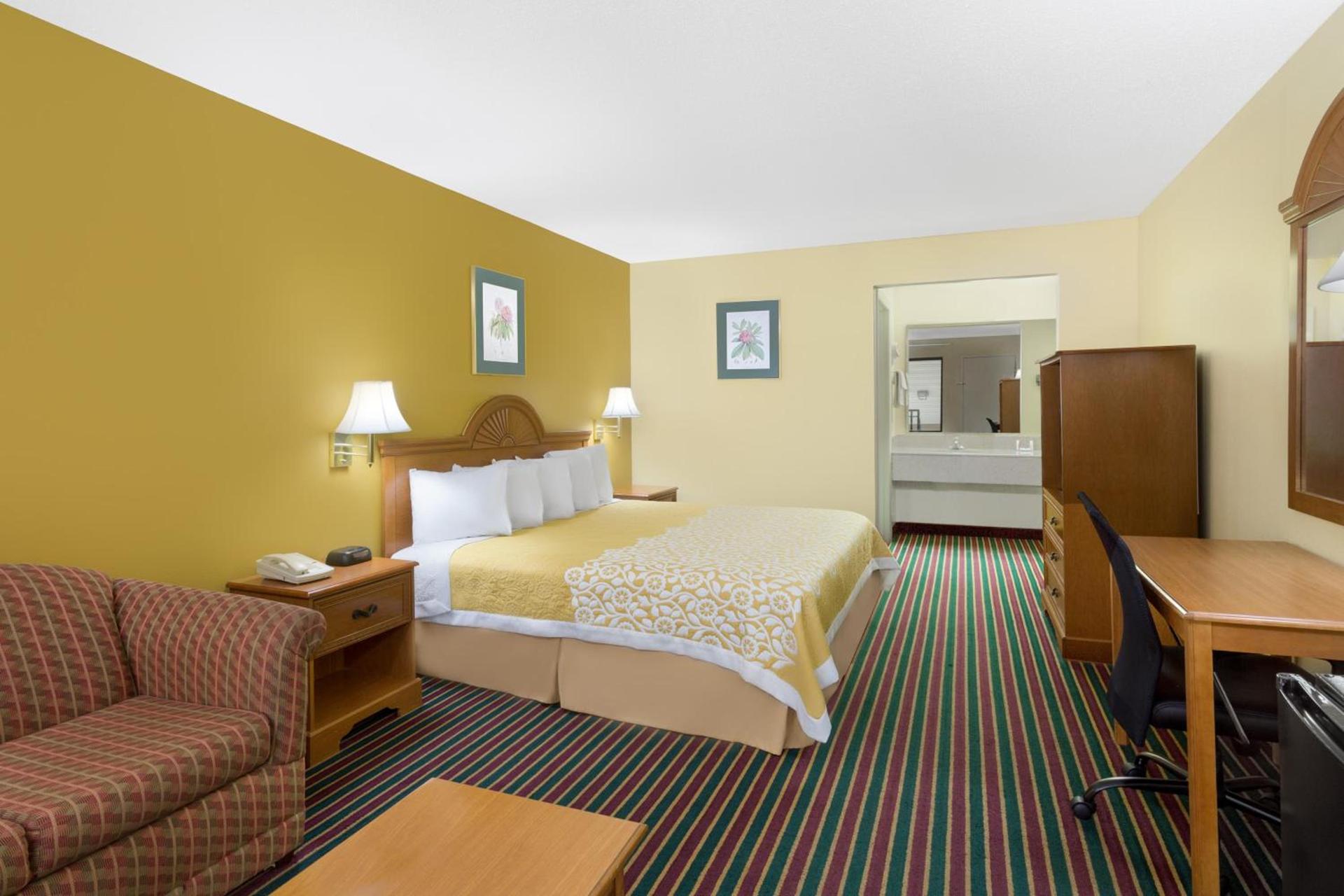 Days Inn by Wyndham Biscoe photo 2