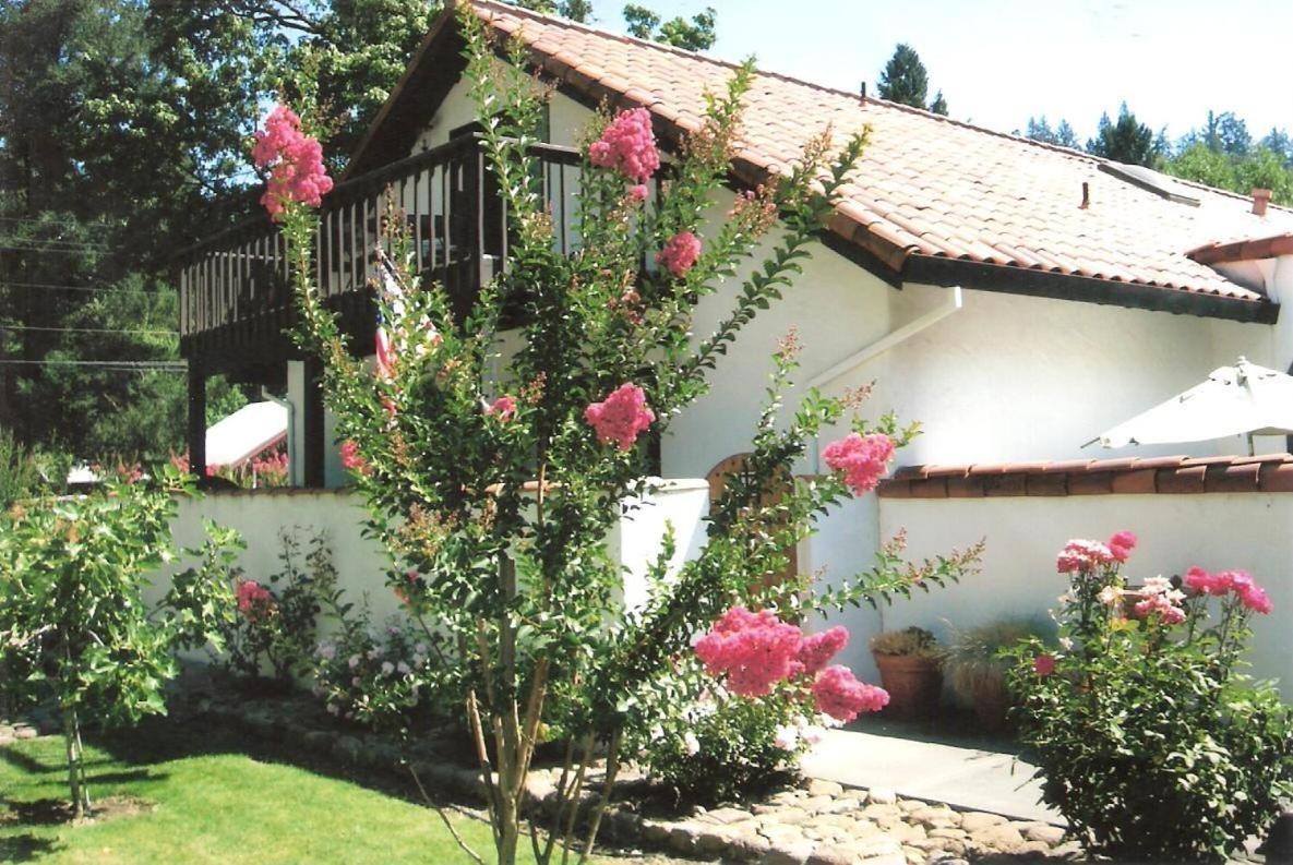 Spanish Villa Inn photo 18