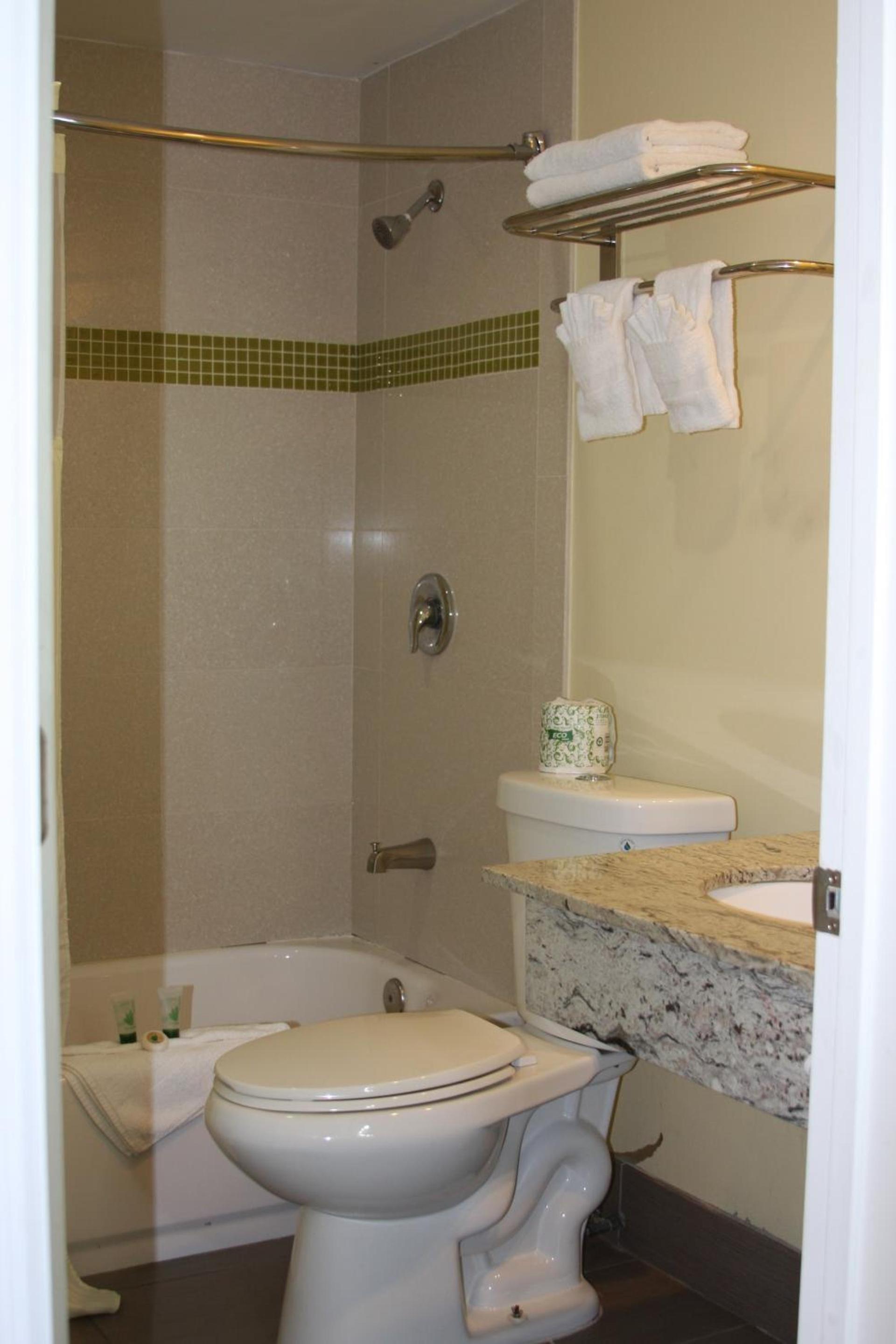 The Hollywood Gateway Inn photo 15