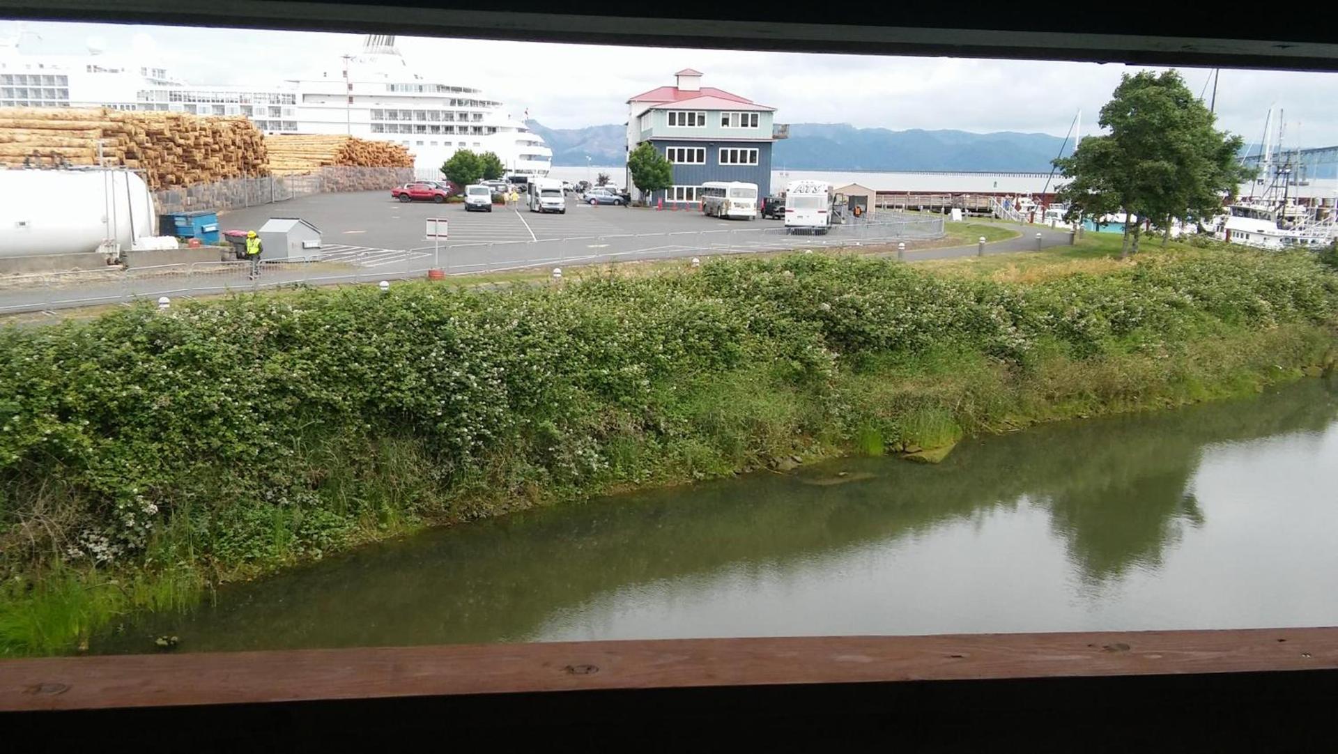 Astoria Riverwalk Inn photo 29