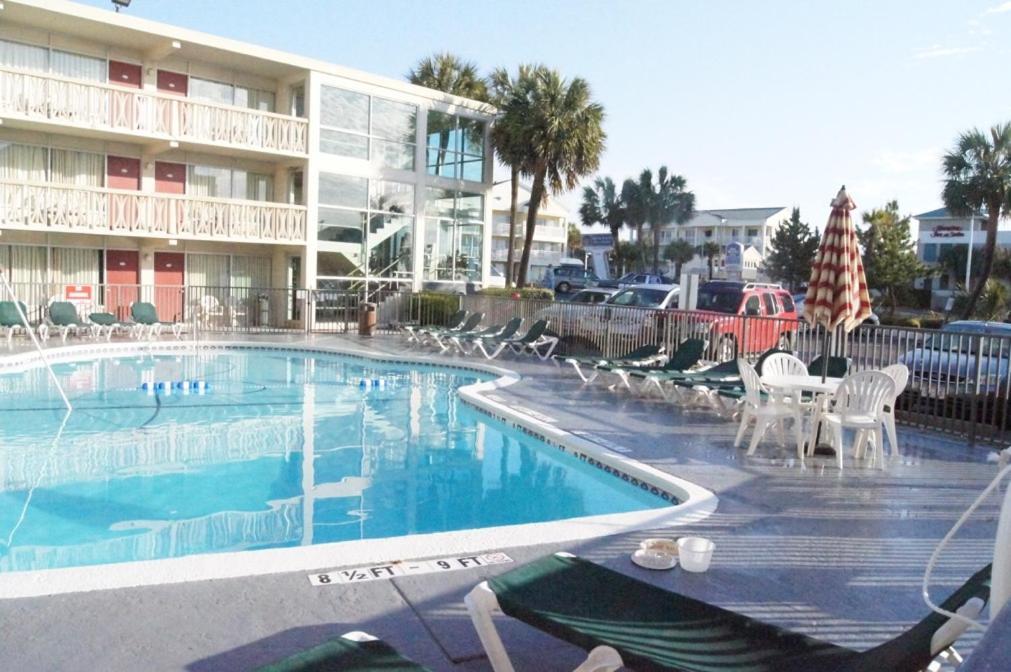 Oceanfront Viking Motel photo 5