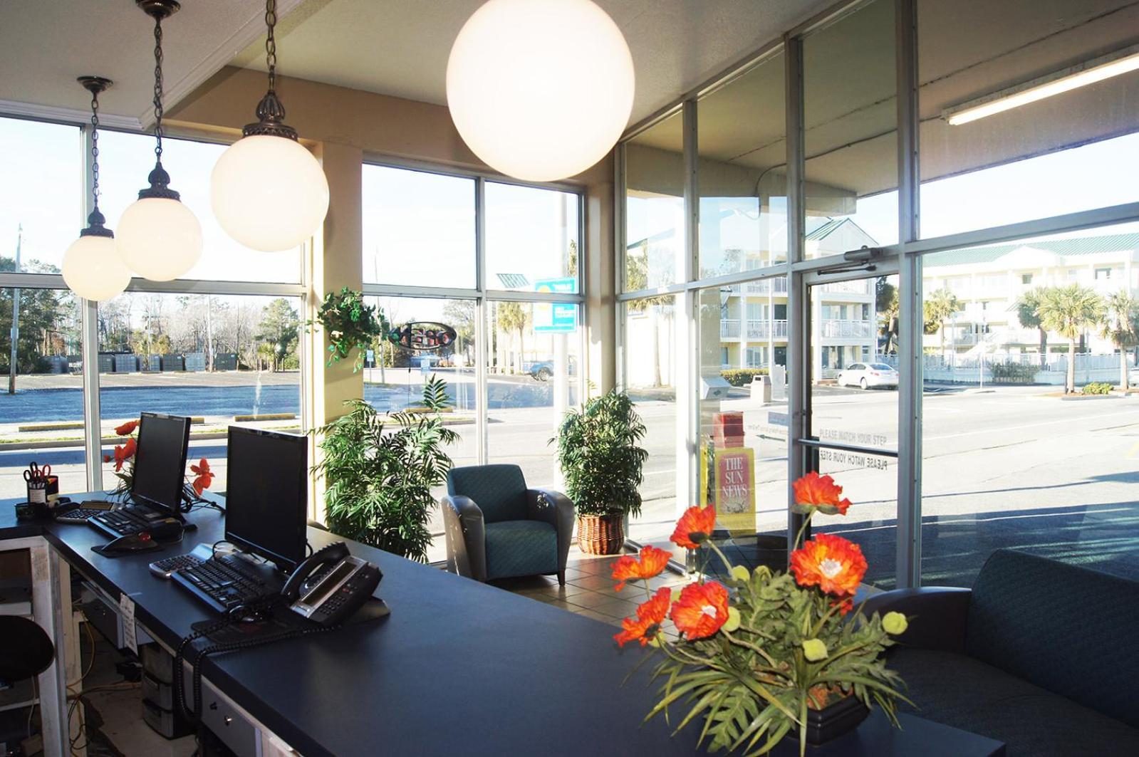 Oceanfront Viking Motel photo 3