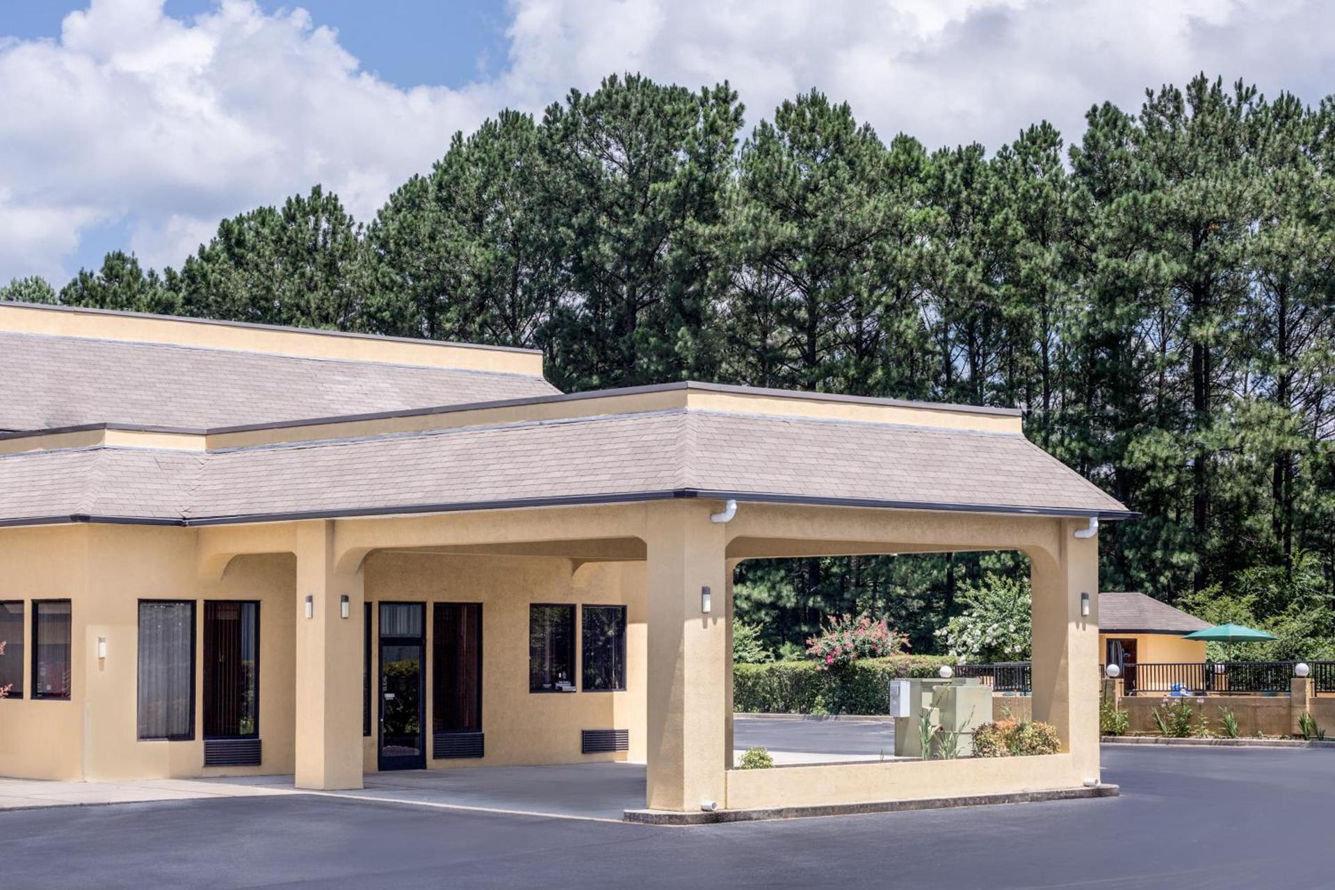 Days Inn by Wyndham Biscoe photo 1