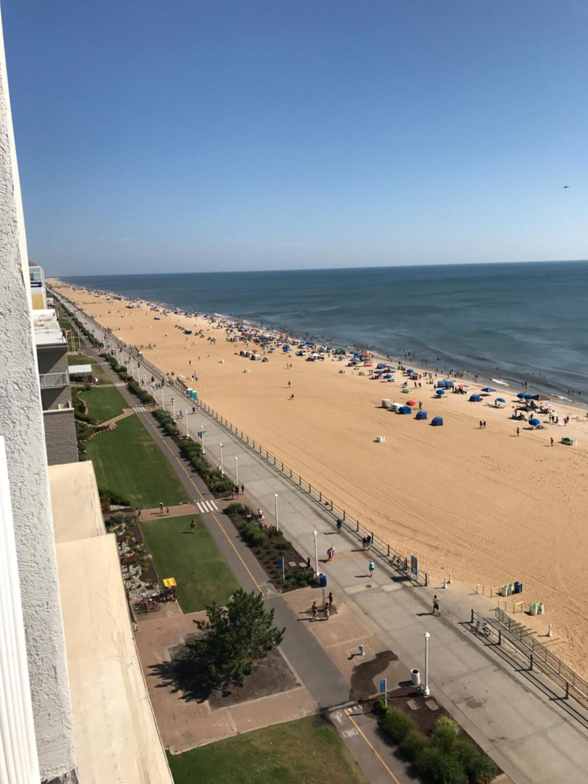 Sun and Sand Resort Oceanfront Suites photo 11