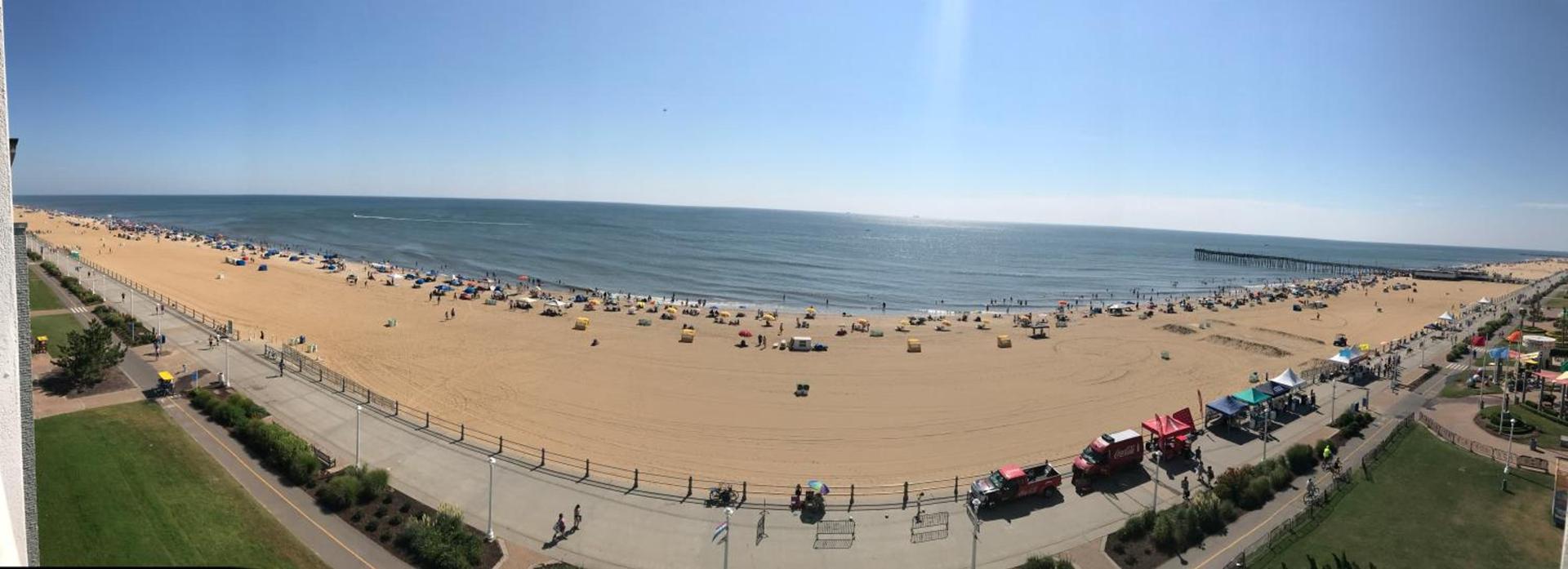 Sun and Sand Resort Oceanfront Suites photo 8