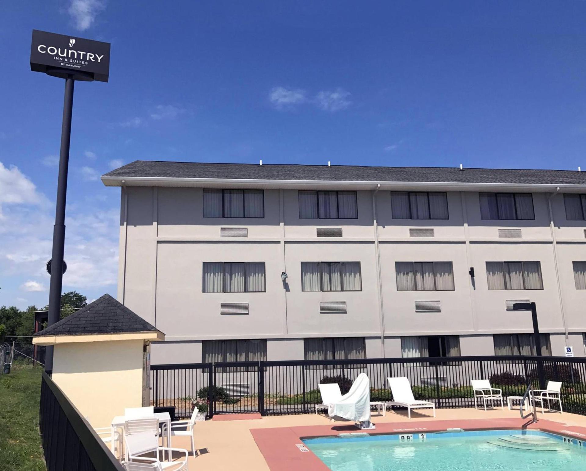 Country Inn & Suites by Radisson, Abingdon, VA photo 23