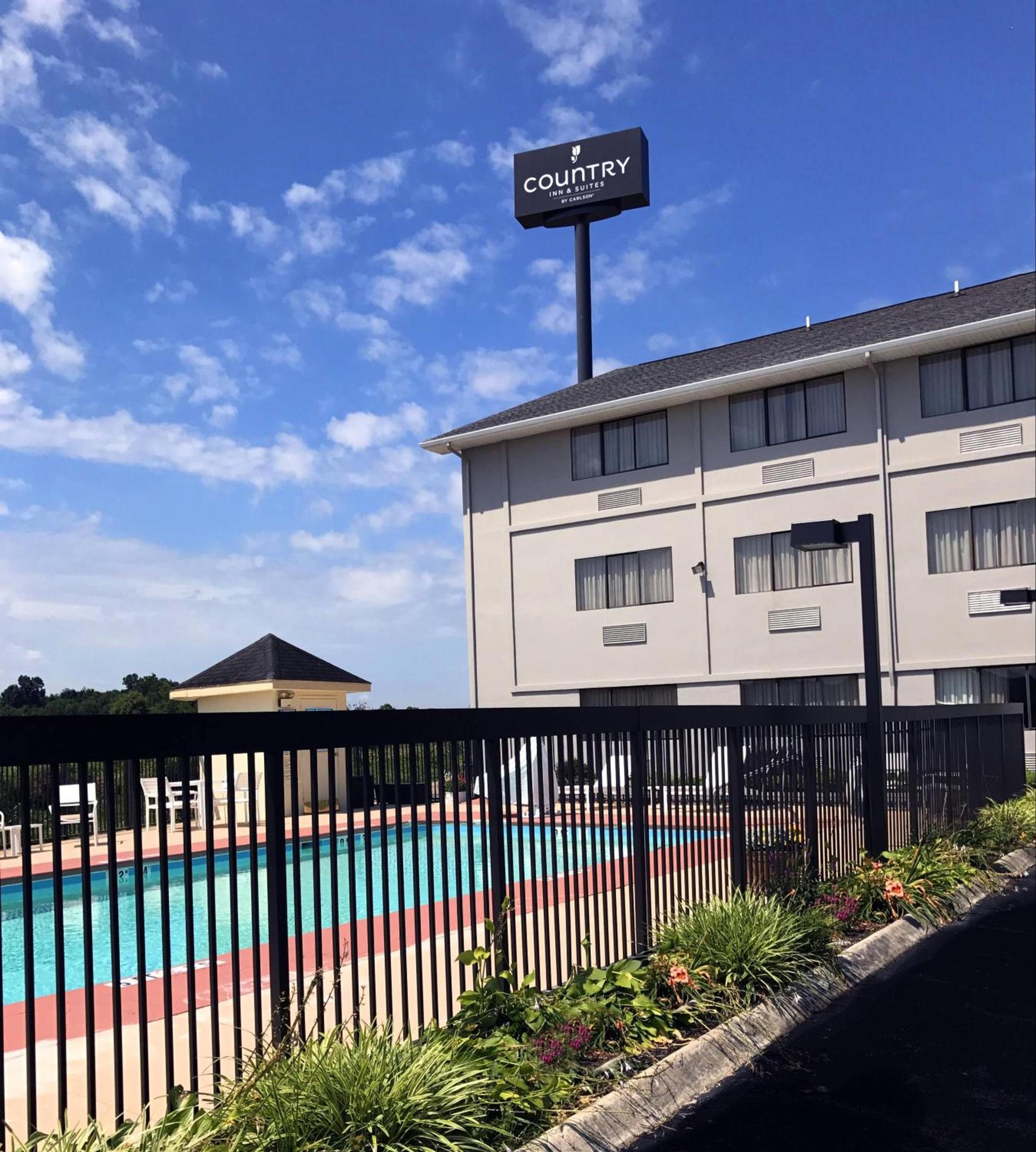 Country Inn & Suites by Radisson, Abingdon, VA photo 25