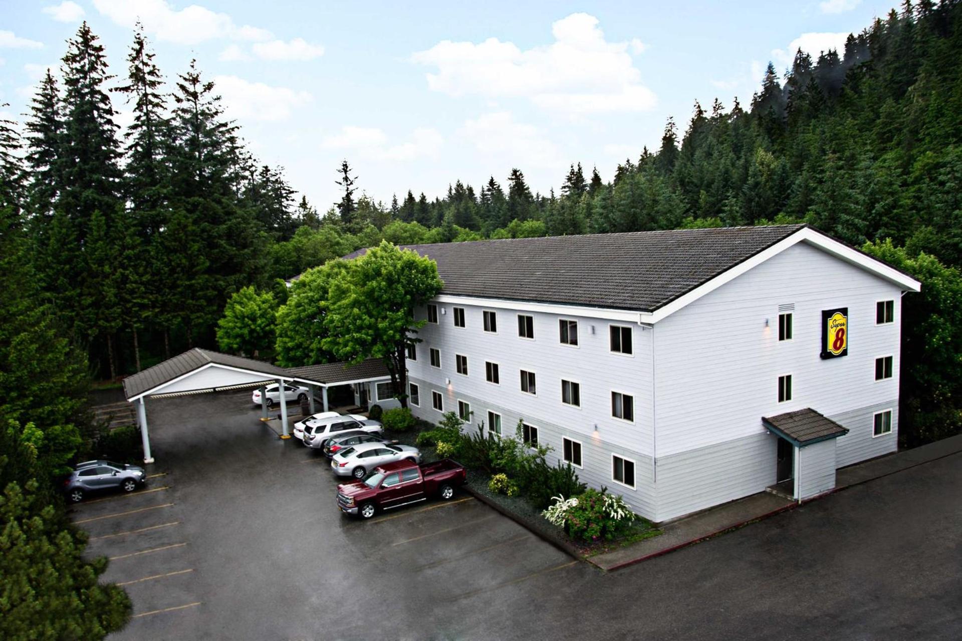 Super 8 by Wyndham Juneau photo 15