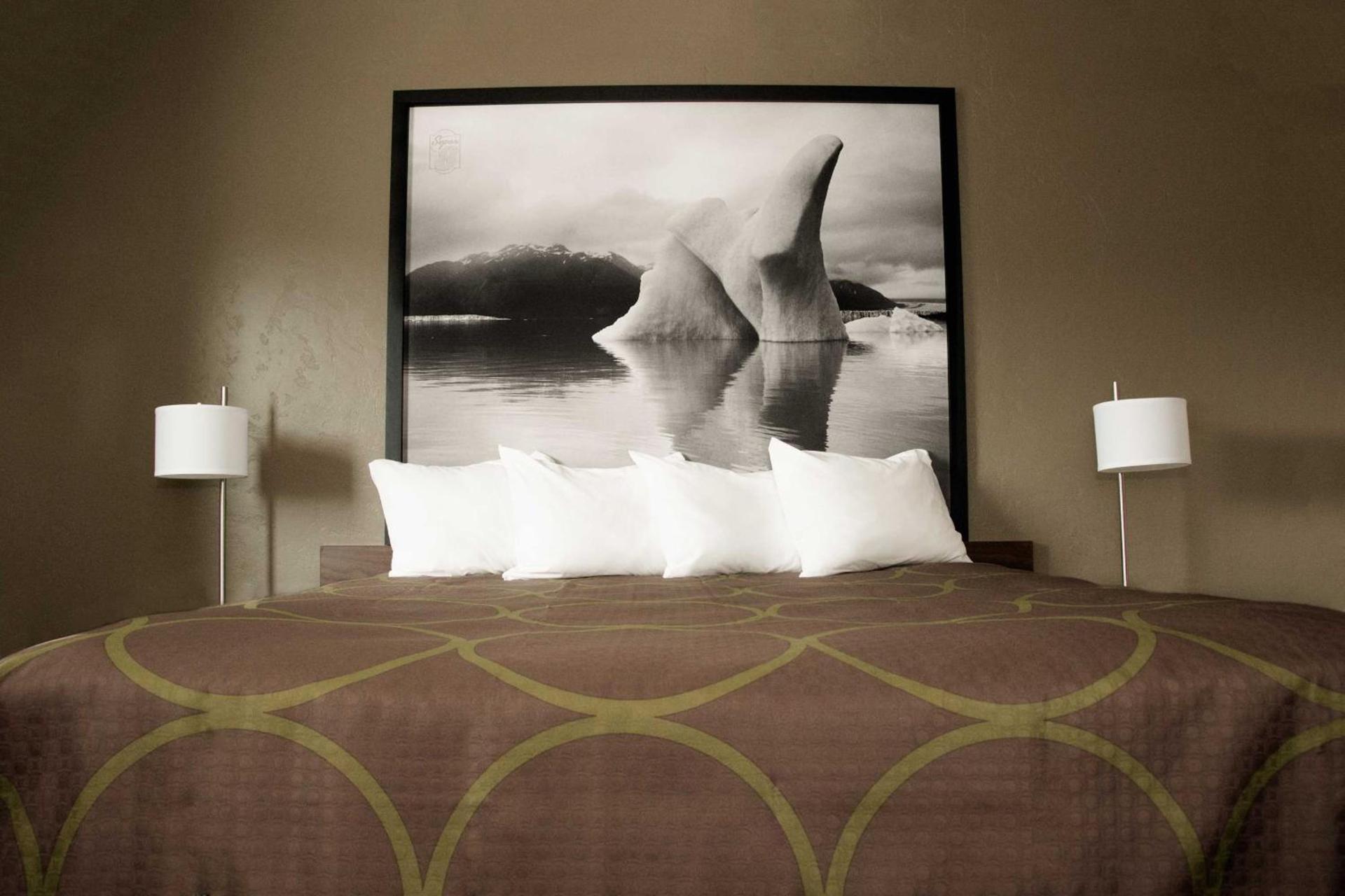 Super 8 by Wyndham Juneau photo 19