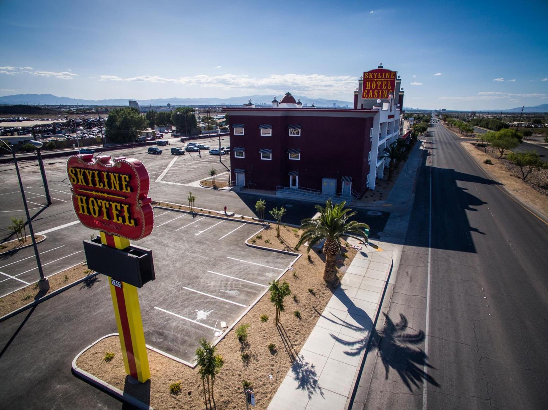 Skyline Hotel and Casino photo 9