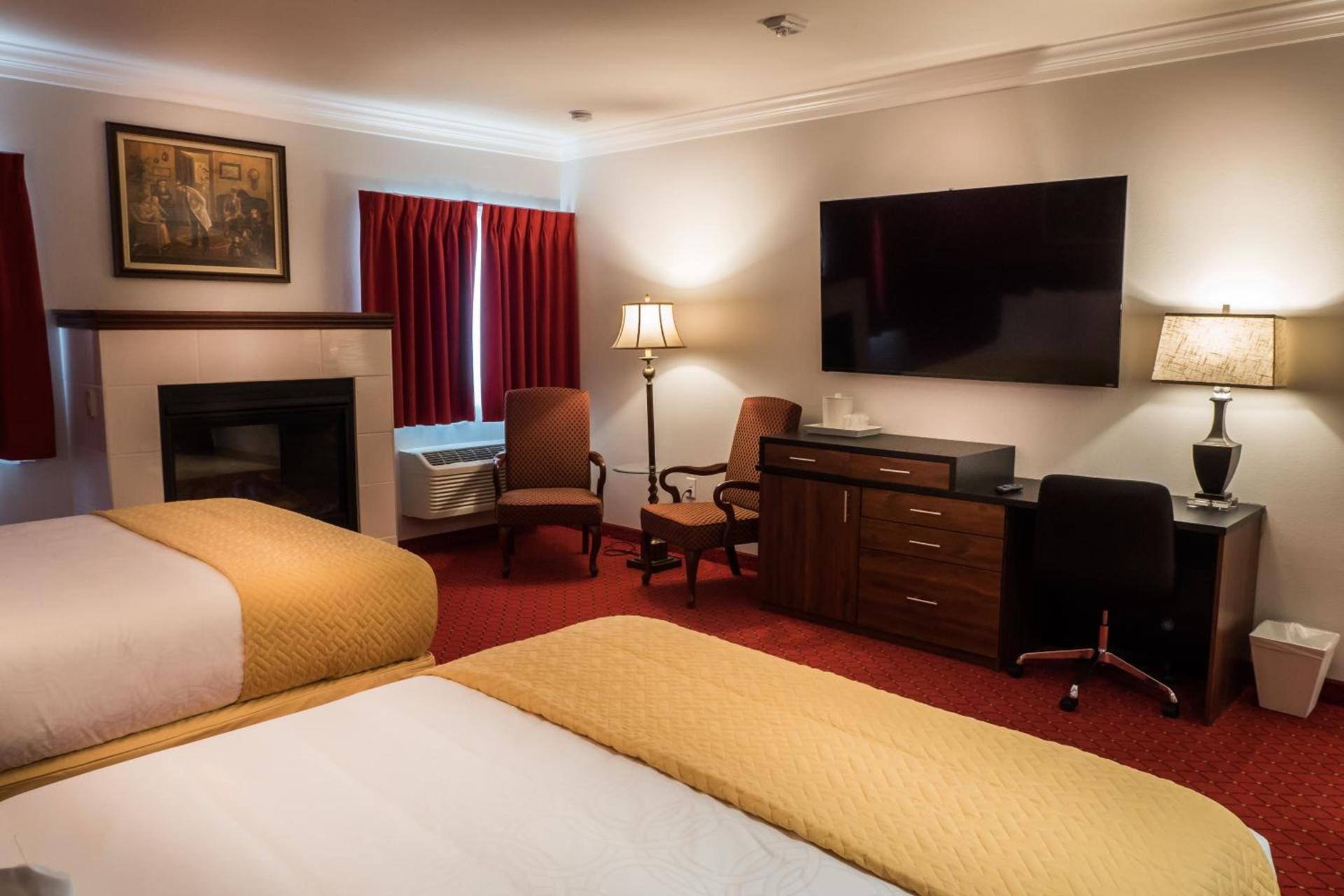 Skyline Hotel and Casino photo 18