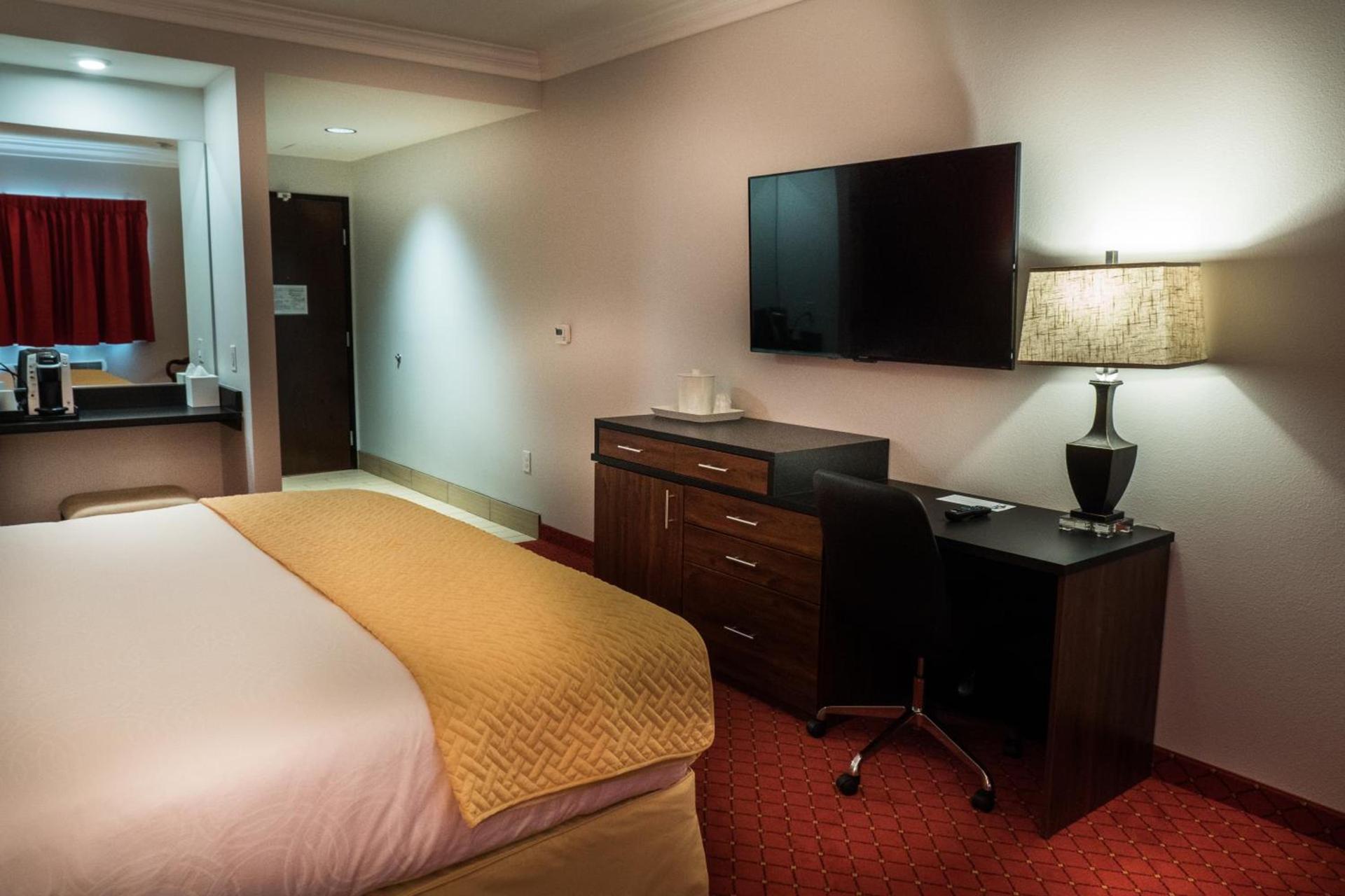 Skyline Hotel and Casino photo 28
