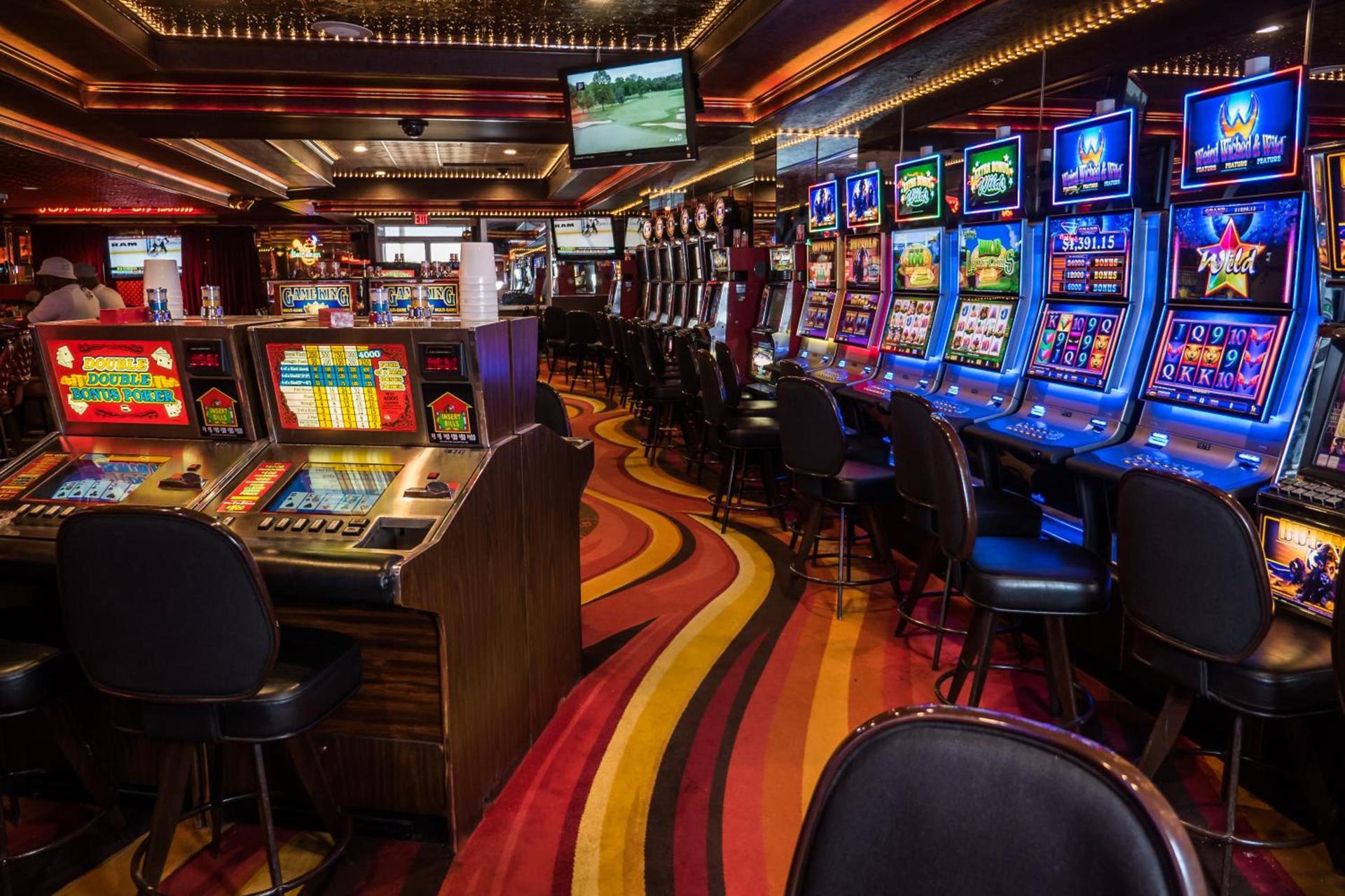 Skyline Hotel and Casino photo 35