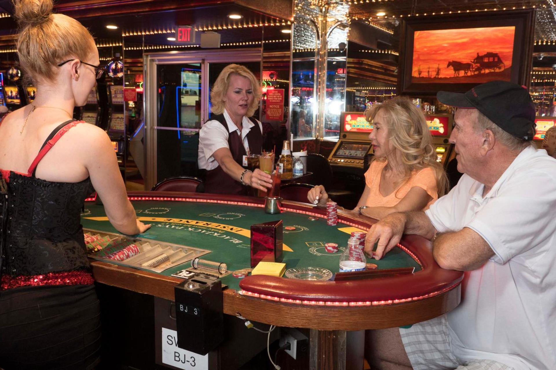 Skyline Hotel and Casino photo 40