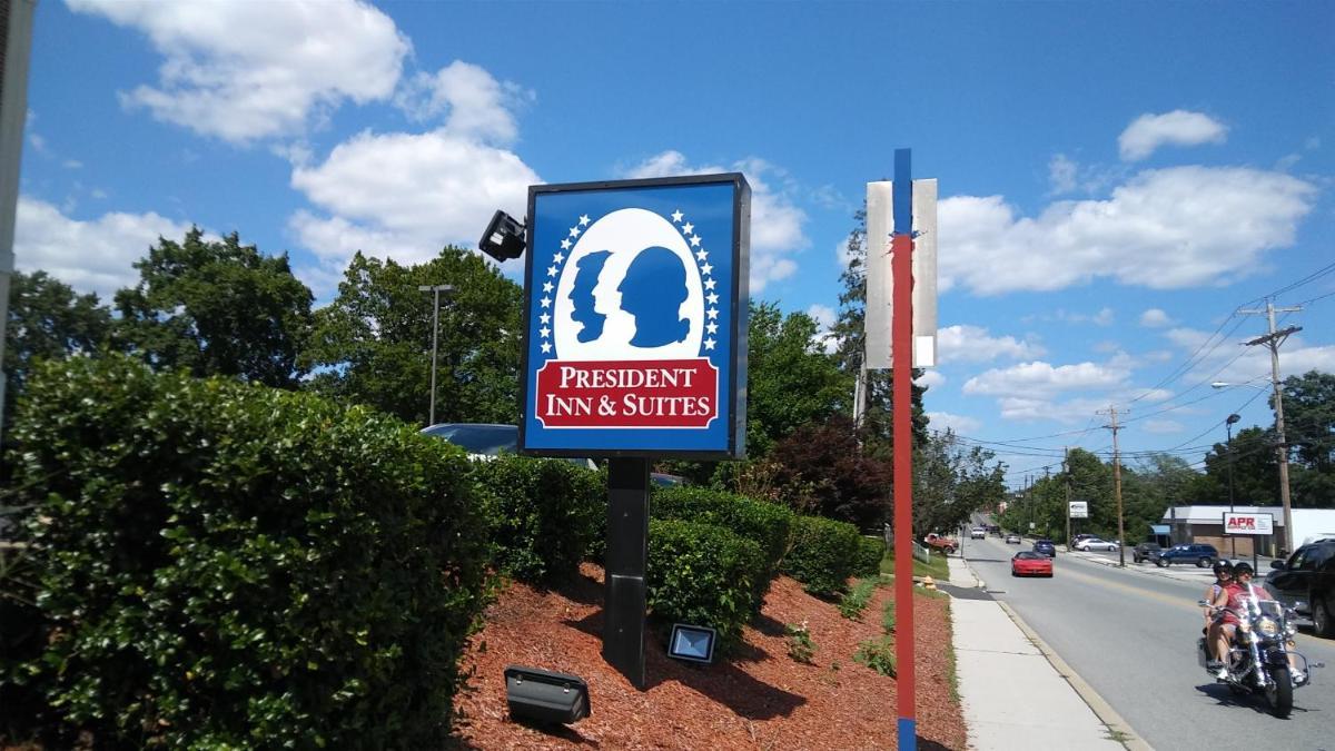 President Inn & Suites photo 23
