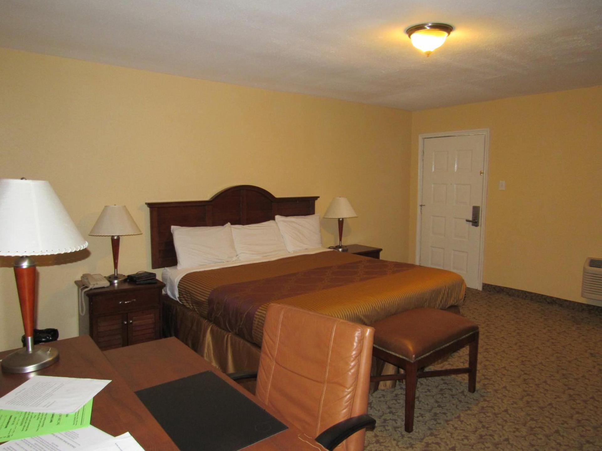 Alvin Extended Stay photo 9
