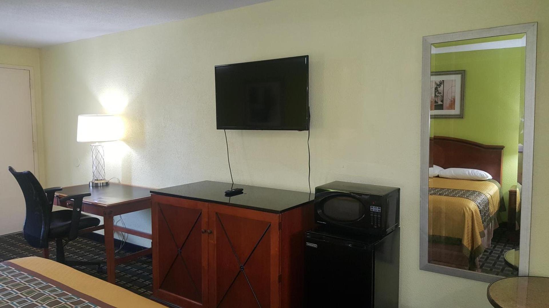 American Inn Columbia photo 44