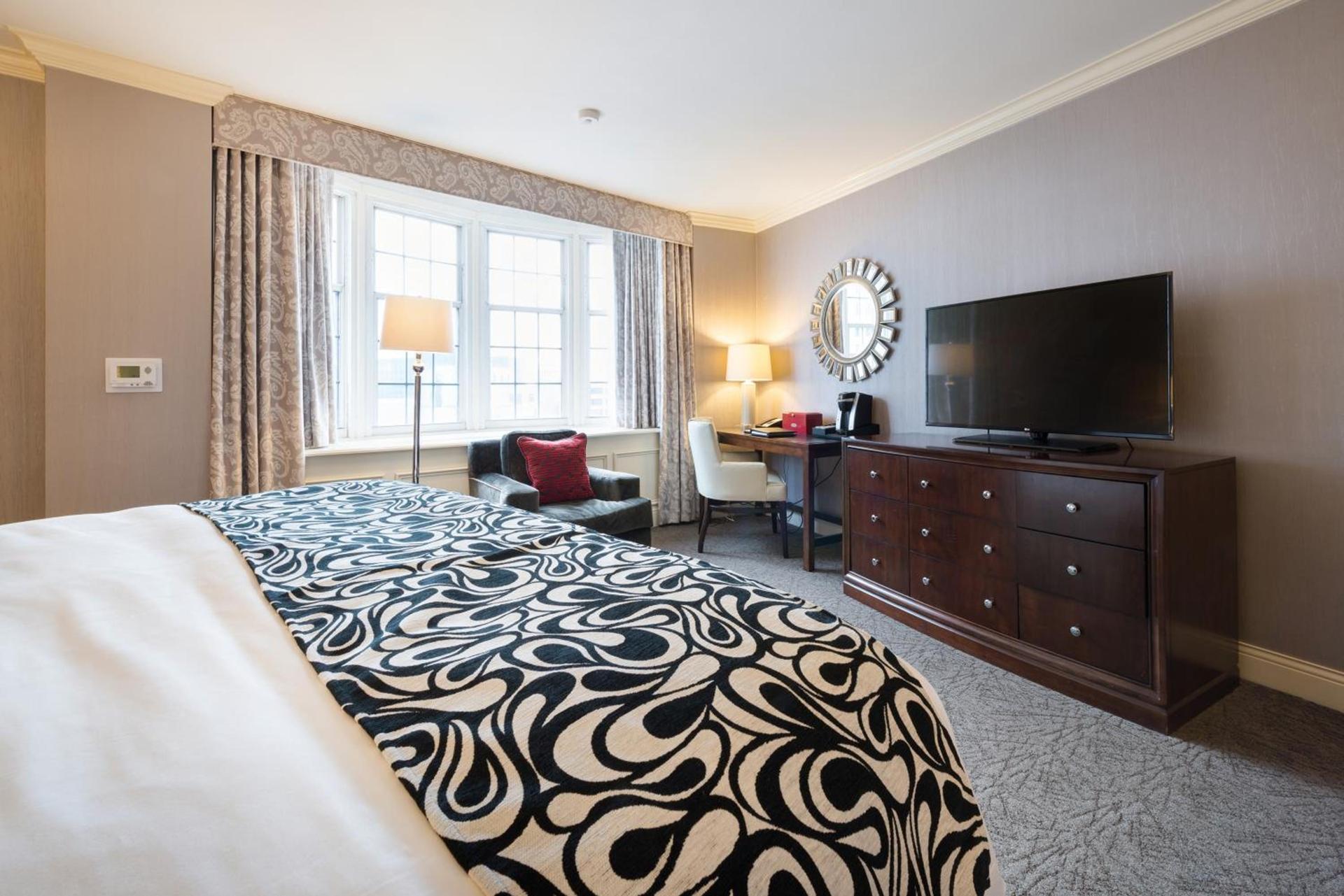 The Pfister Hotel photo 27