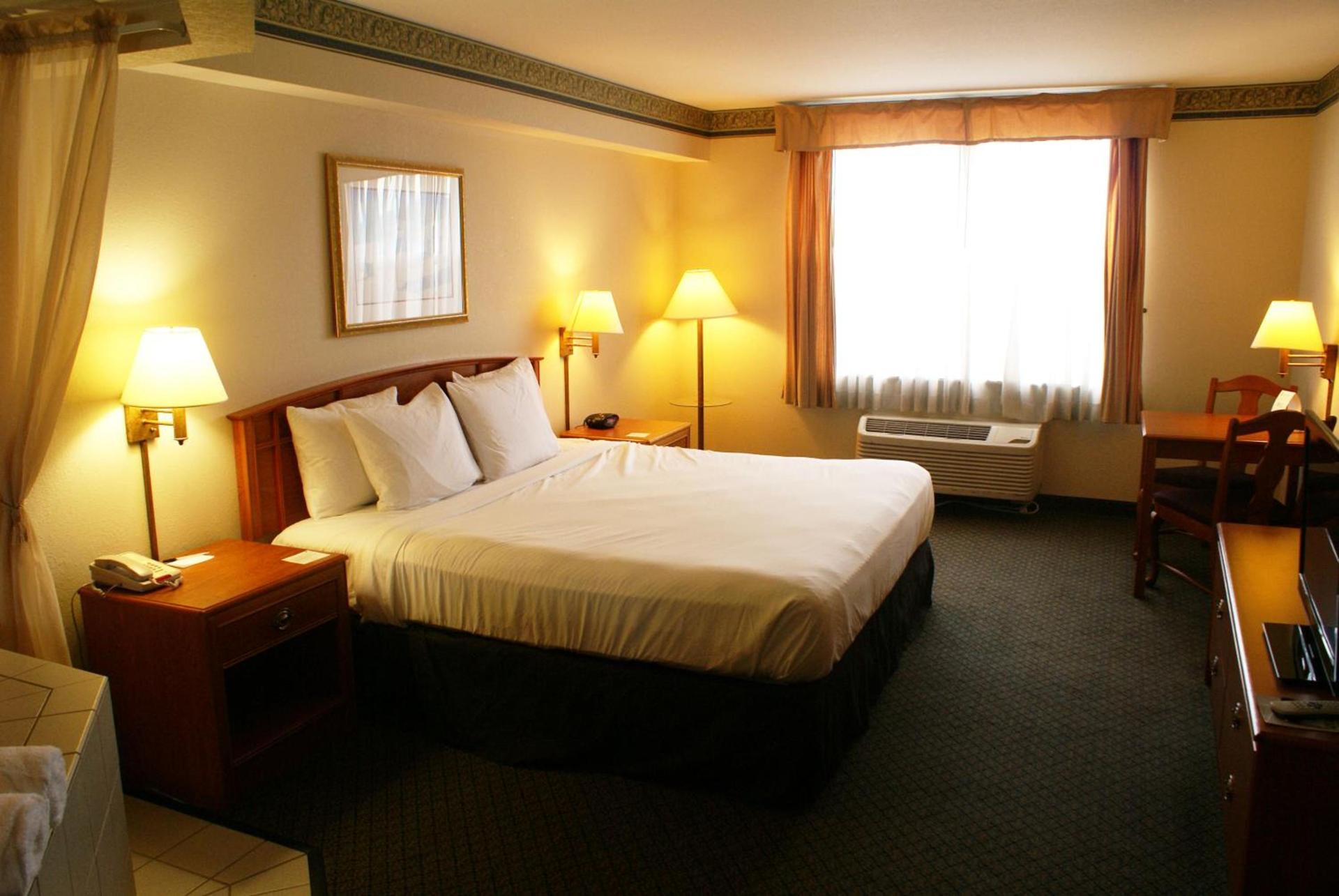 Country Inn & Suites by Radisson, Lansing, MI photo 57