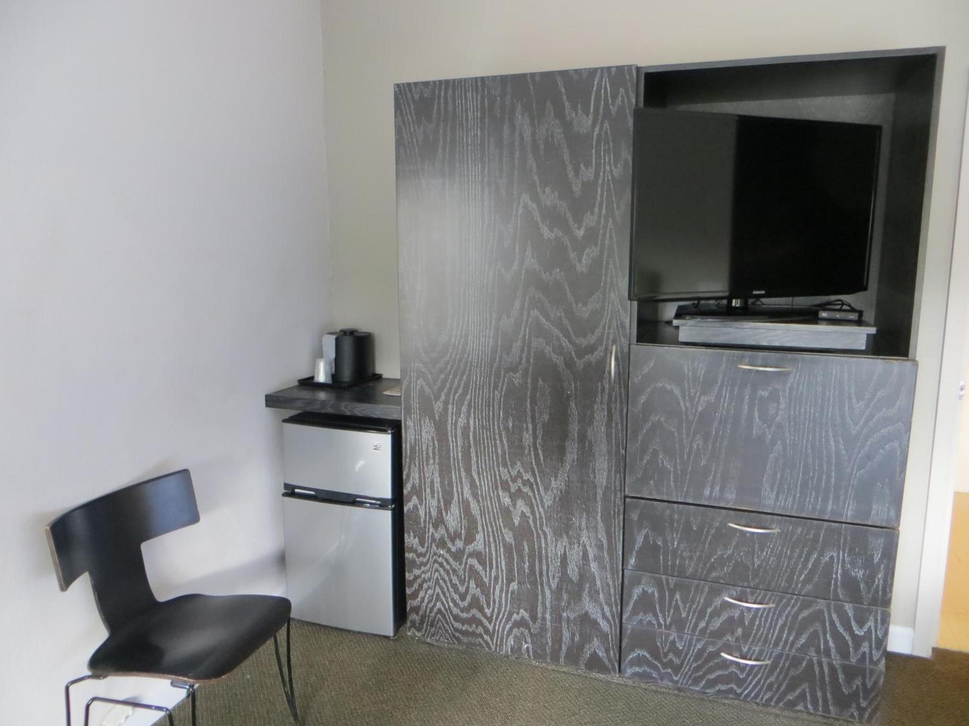 The EO Inn - Downtown Orlando photo 32