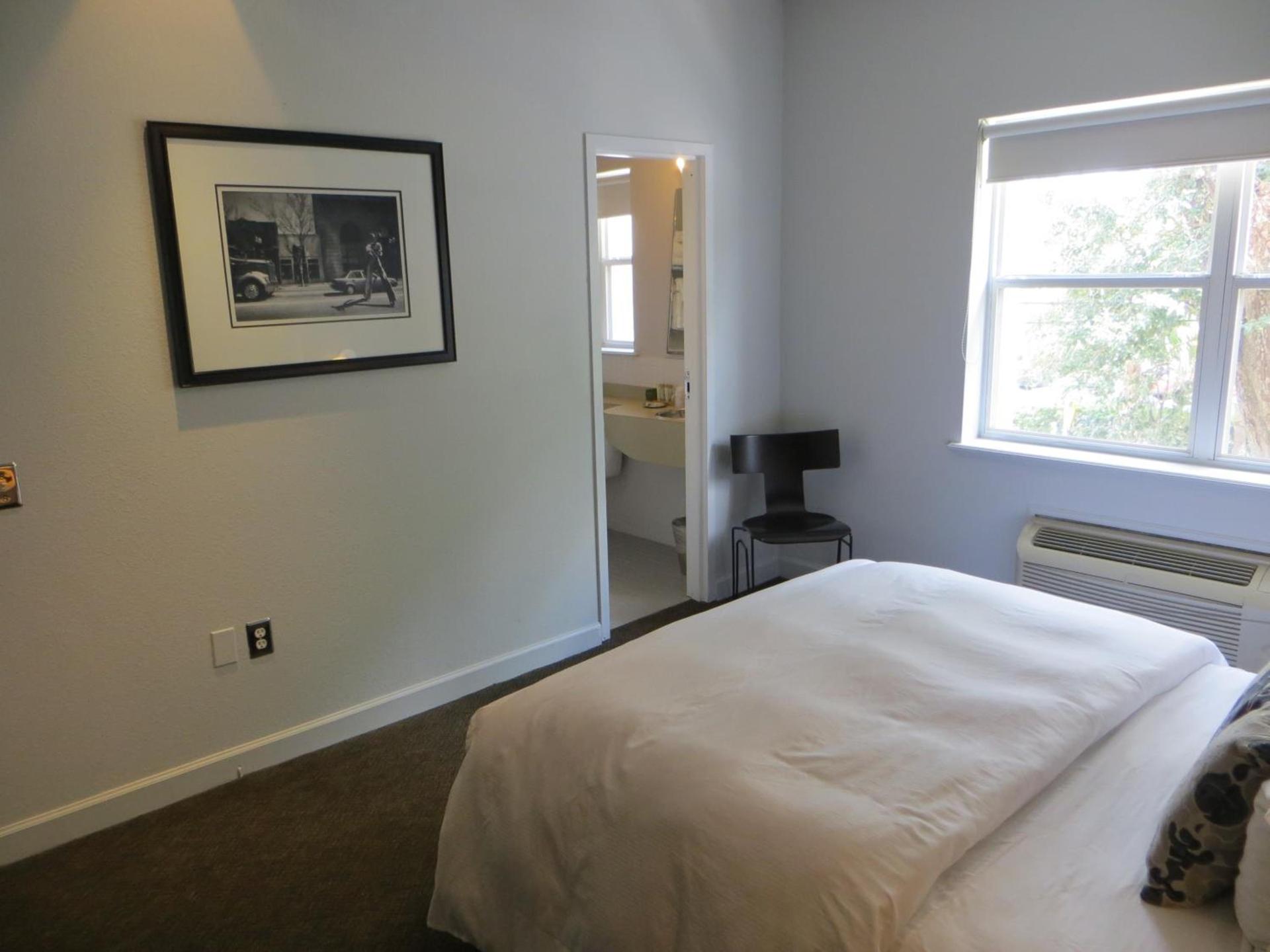 The EO Inn - Downtown Orlando photo 24
