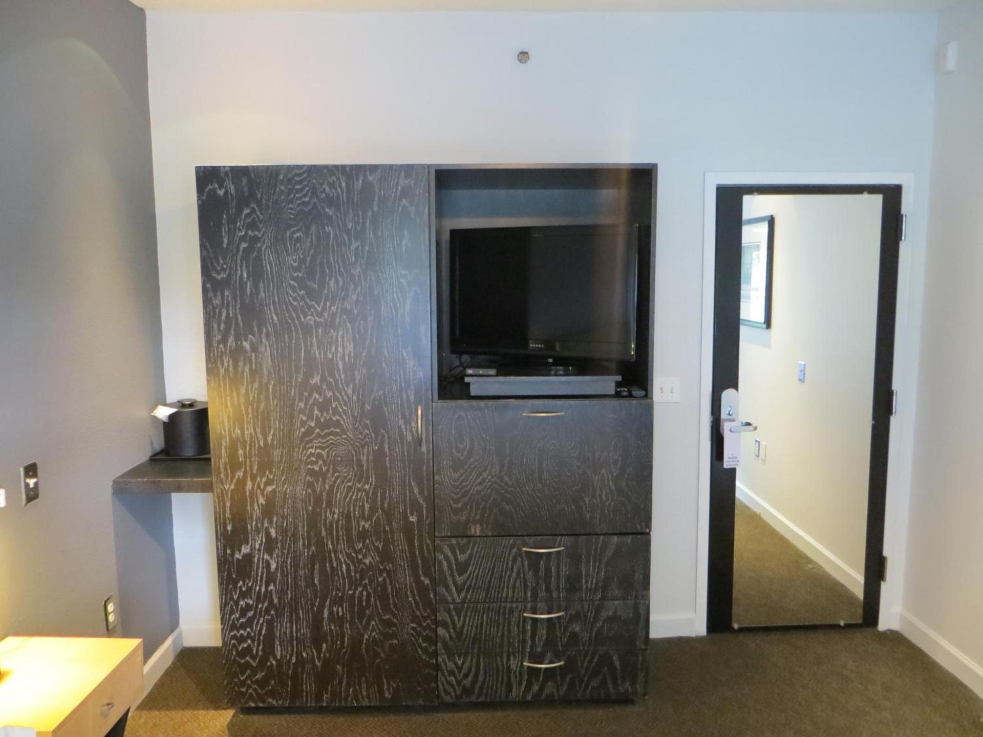 The EO Inn - Downtown Orlando photo 18