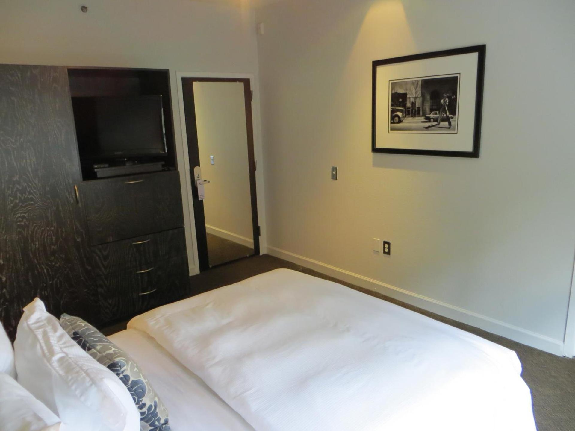 The EO Inn - Downtown Orlando photo 17