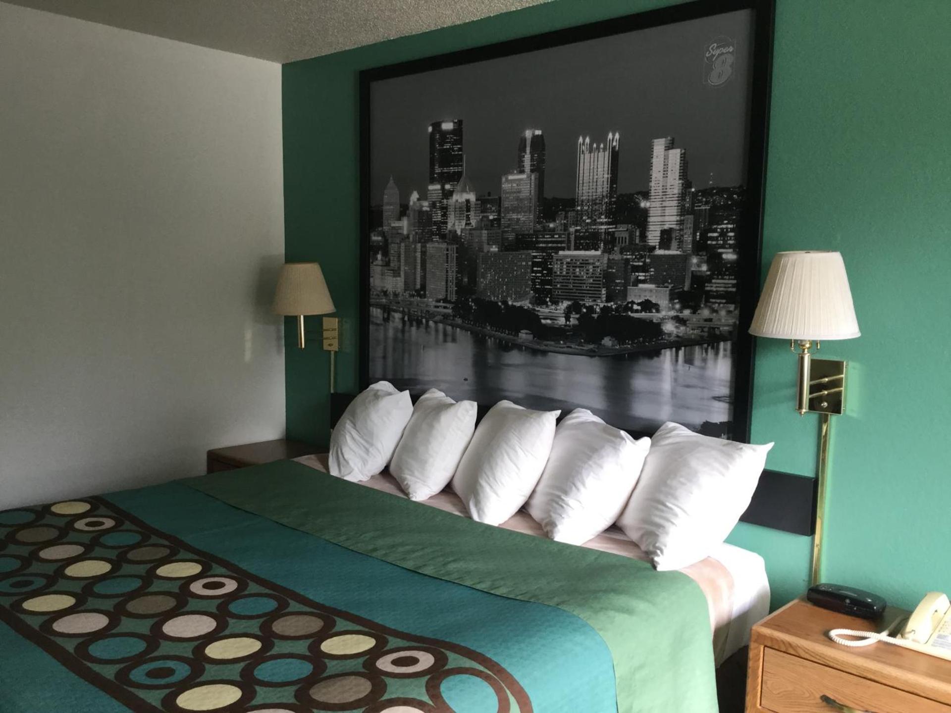 Super 8 by Wyndham New Stanton photo 21