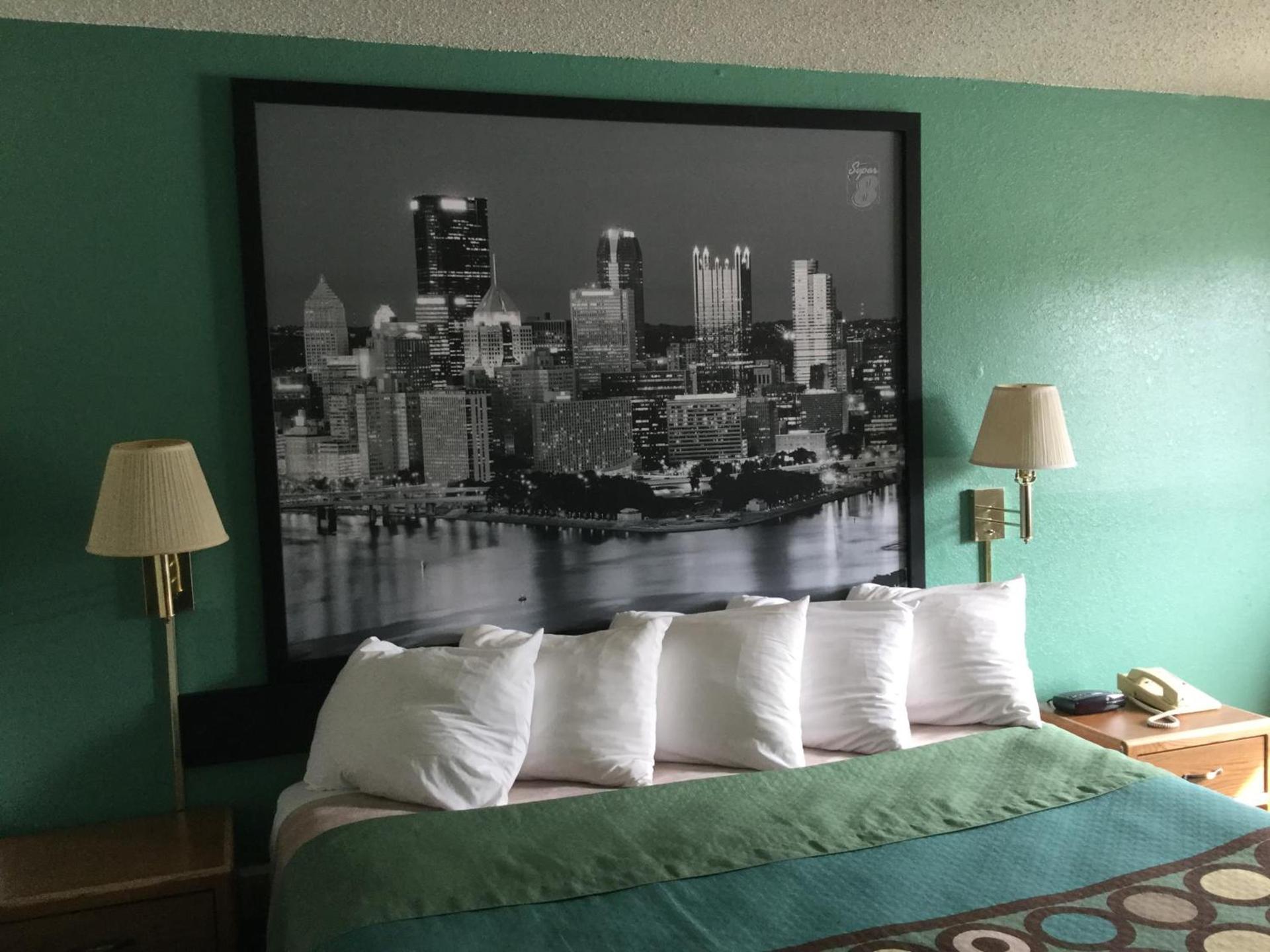 Super 8 by Wyndham New Stanton photo 22