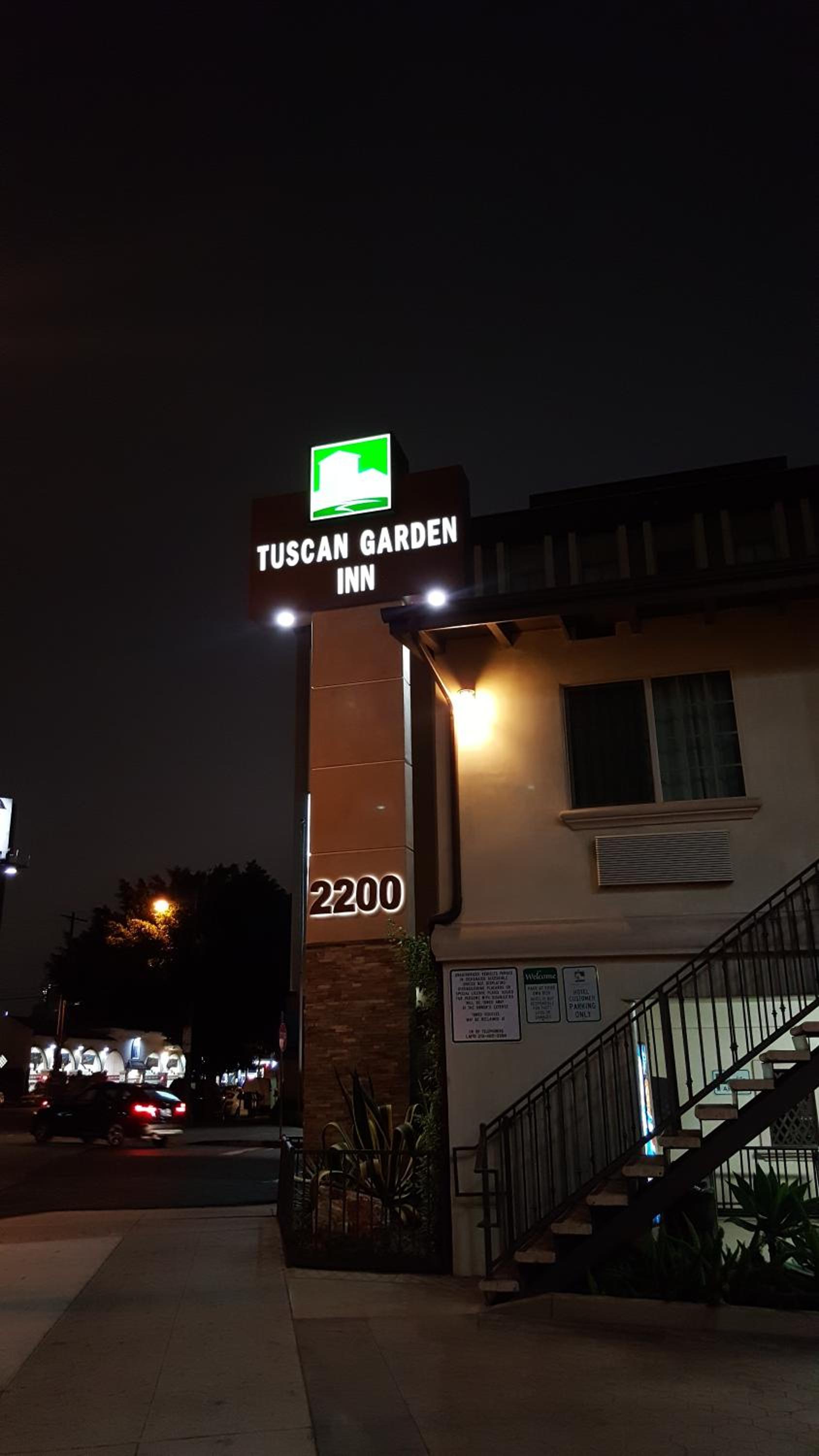 Tuscan Garden Inn photo 11