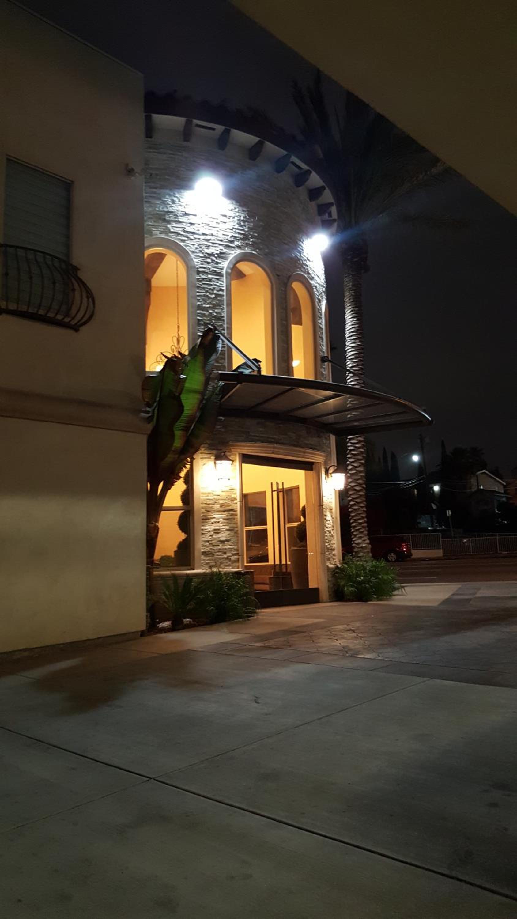 Tuscan Garden Inn photo 12