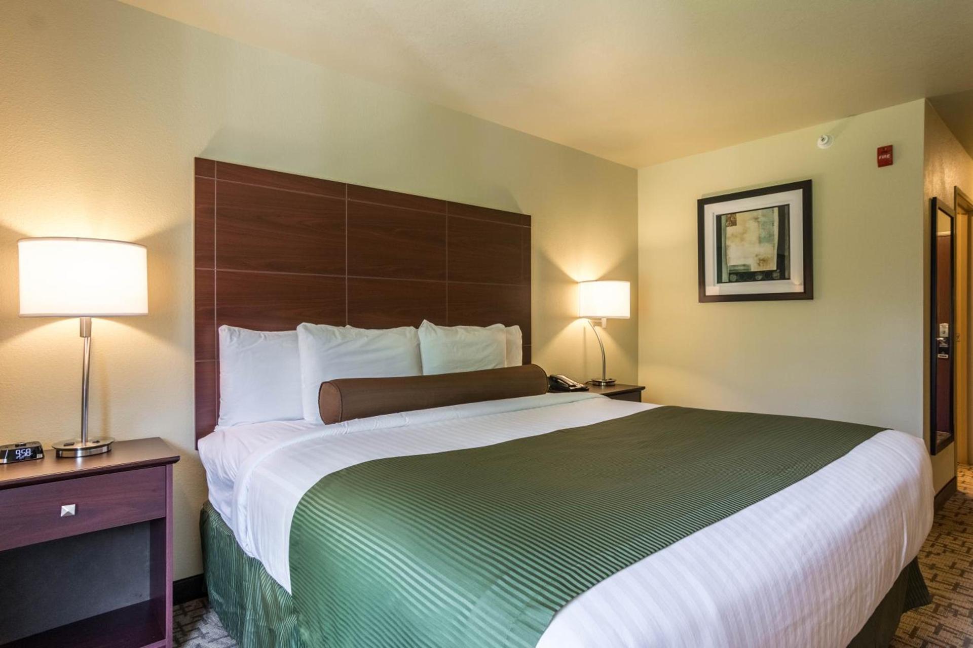 Cobblestone Hotel & Suites - Harborcreek photo 32