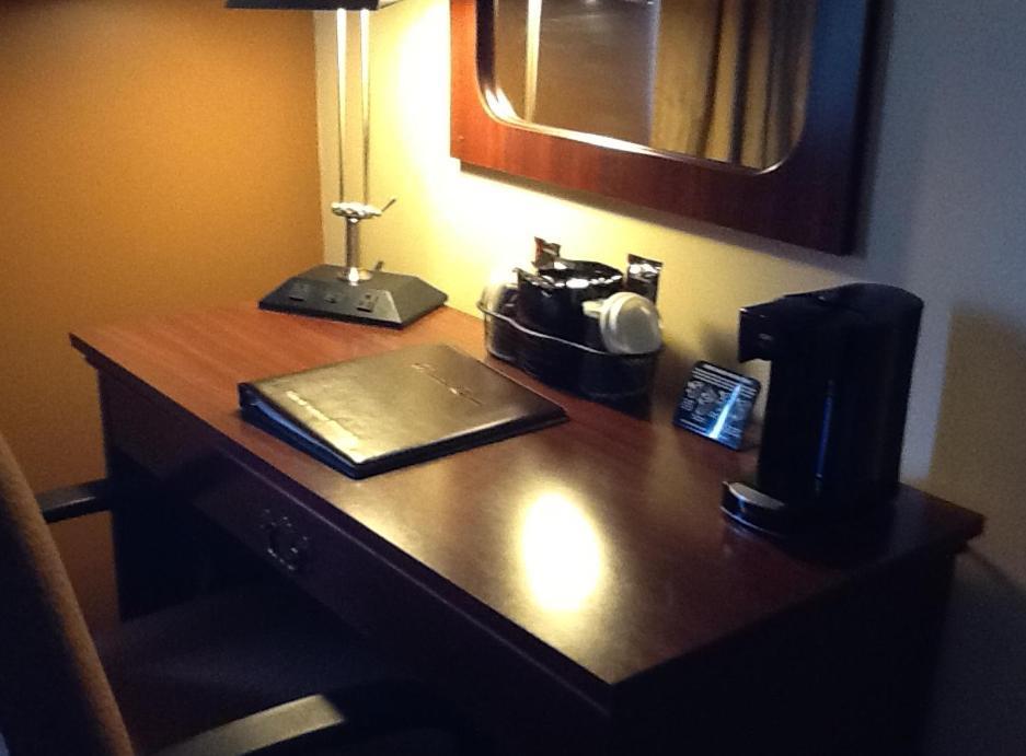 Ramada by Wyndham Catlettsburg Ashland photo 20