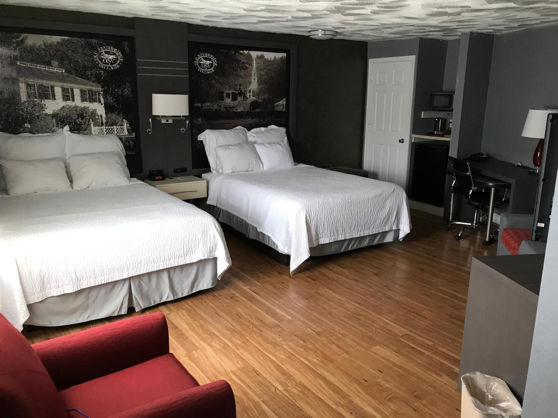 Super 8 by Wyndham Sturbridge photo 55