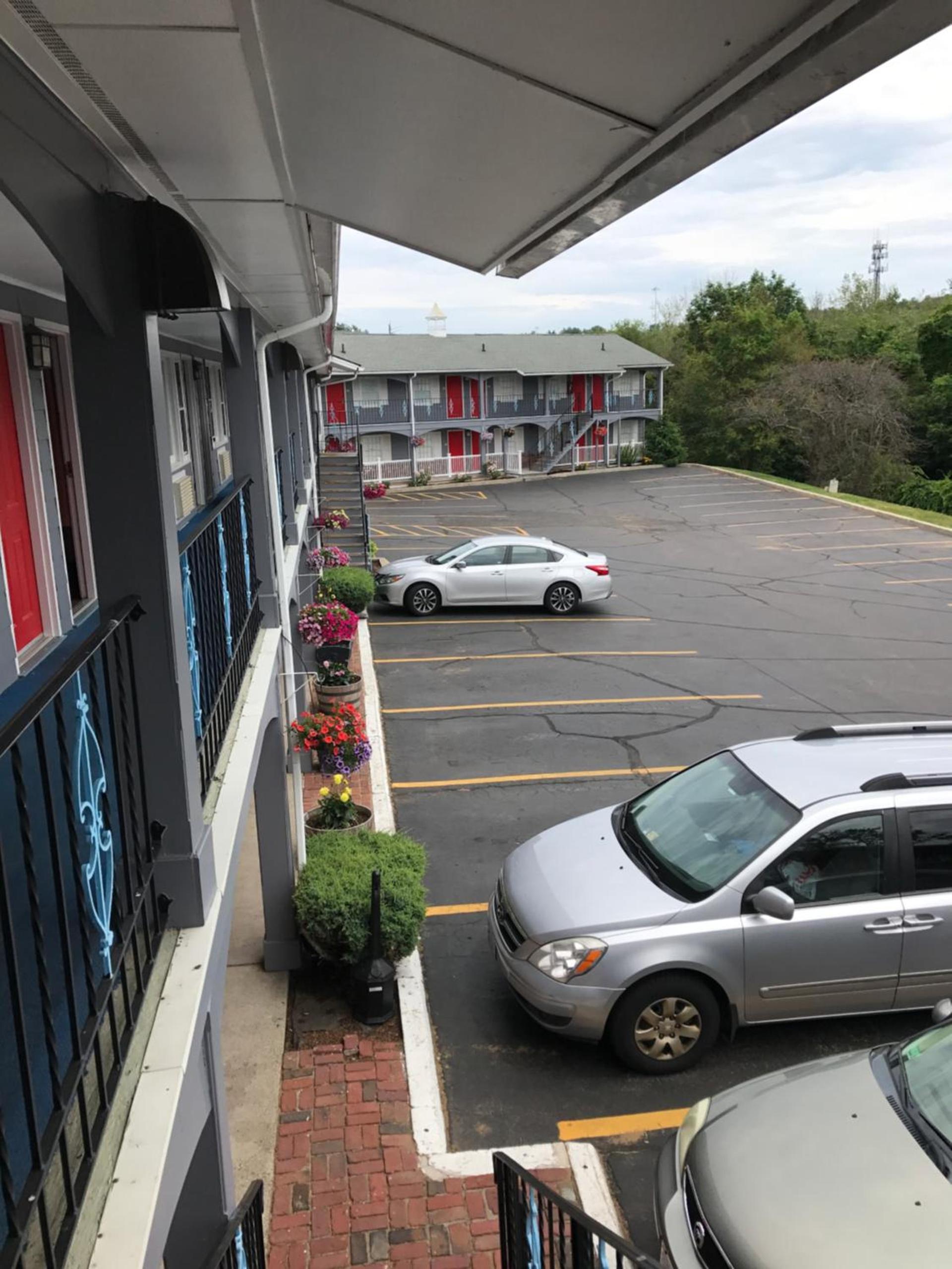 Super 8 by Wyndham Sturbridge photo 58