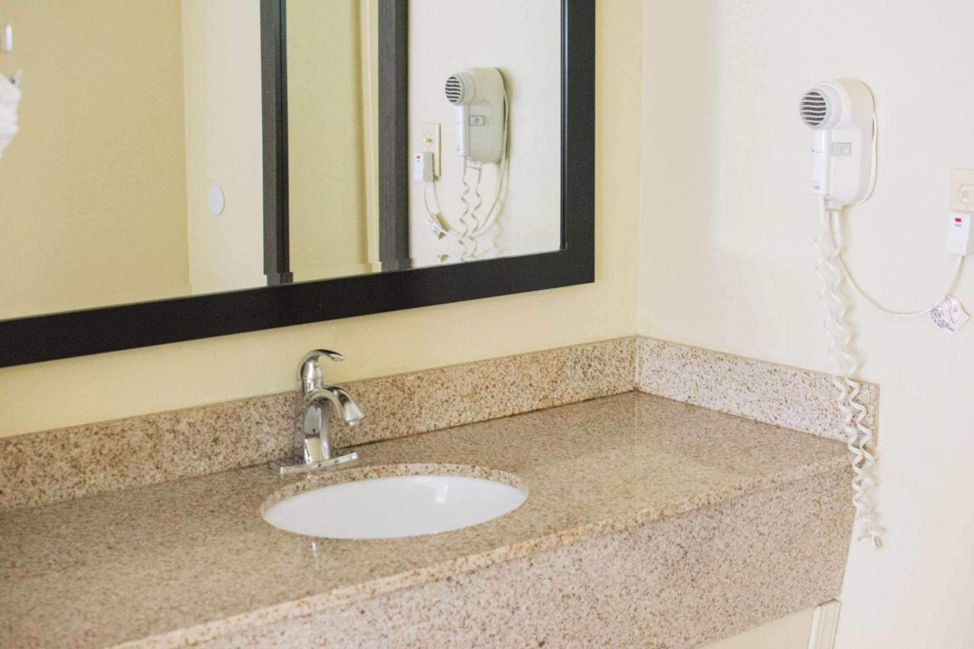 Best Western Coachlight photo 25