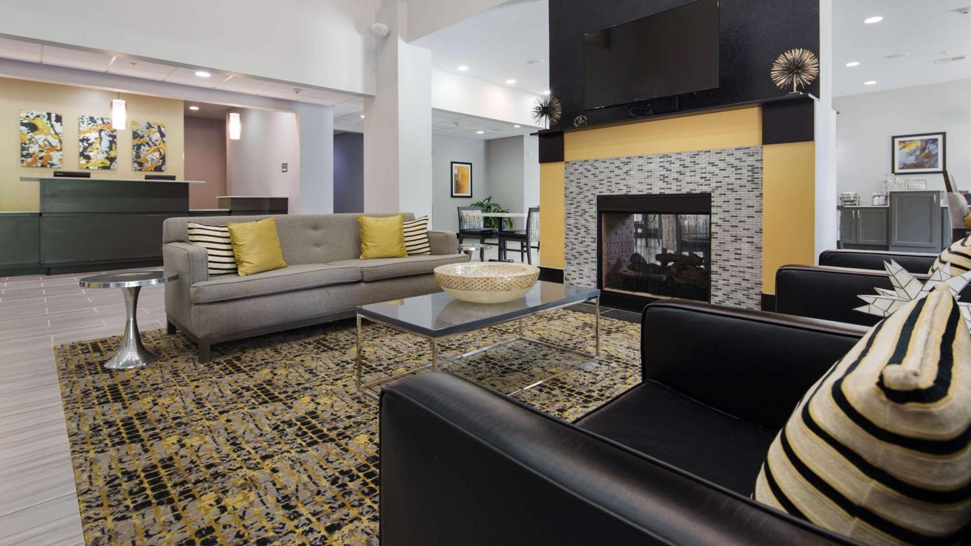 Best Western Plus Regency Park photo 7