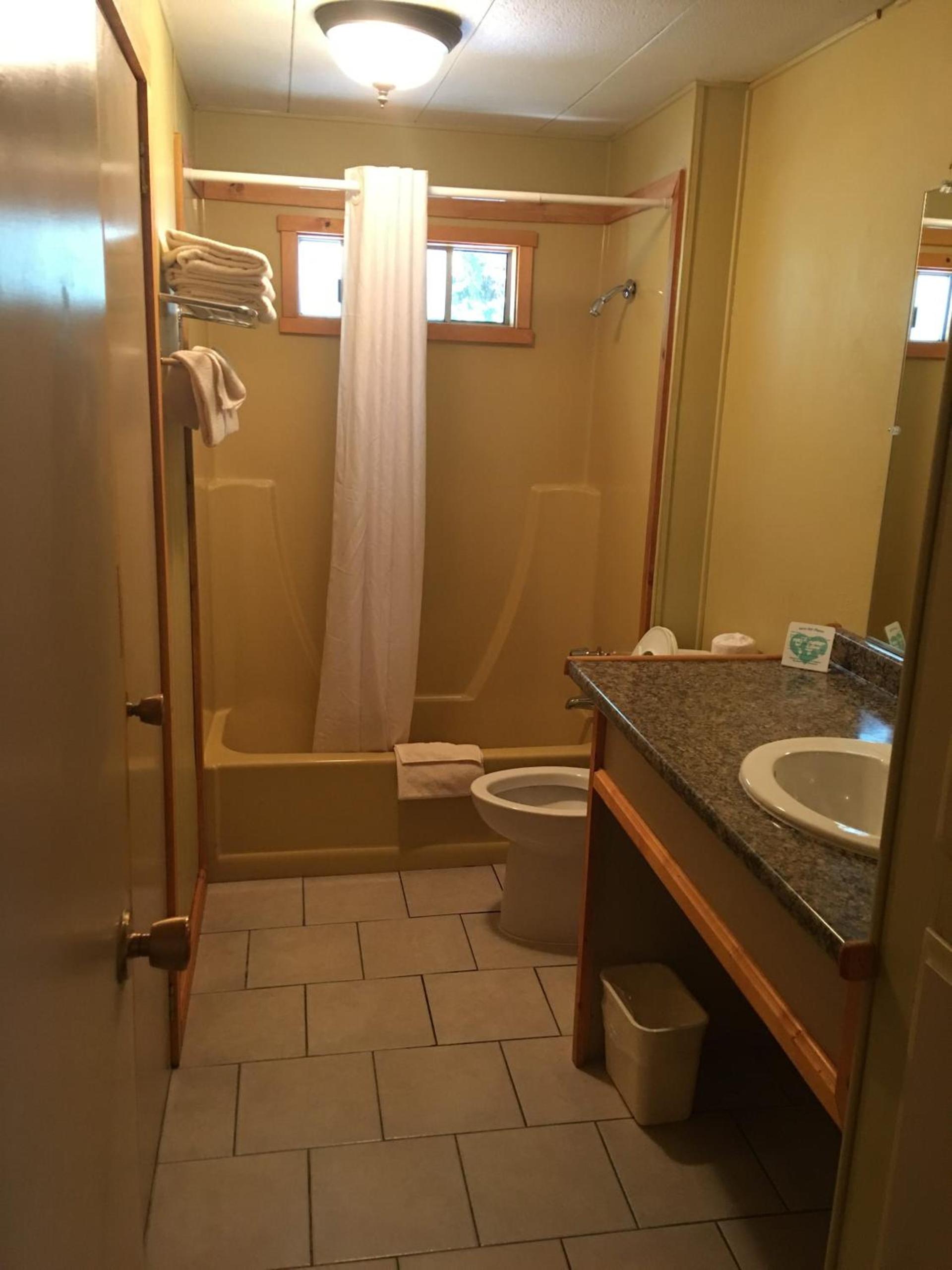 Lake View Lodge photo 52